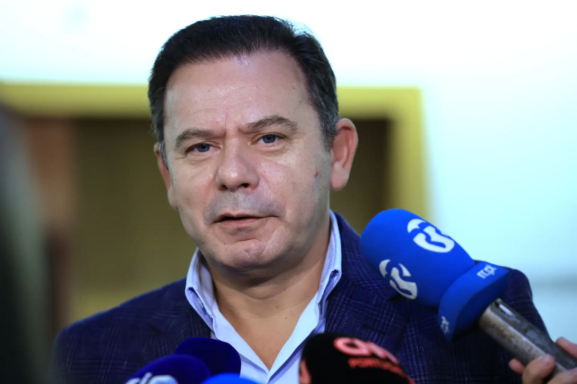Reunião com Pedro Nuno? Montenegro espera “aproximação de posições” que viabilize Orçamento