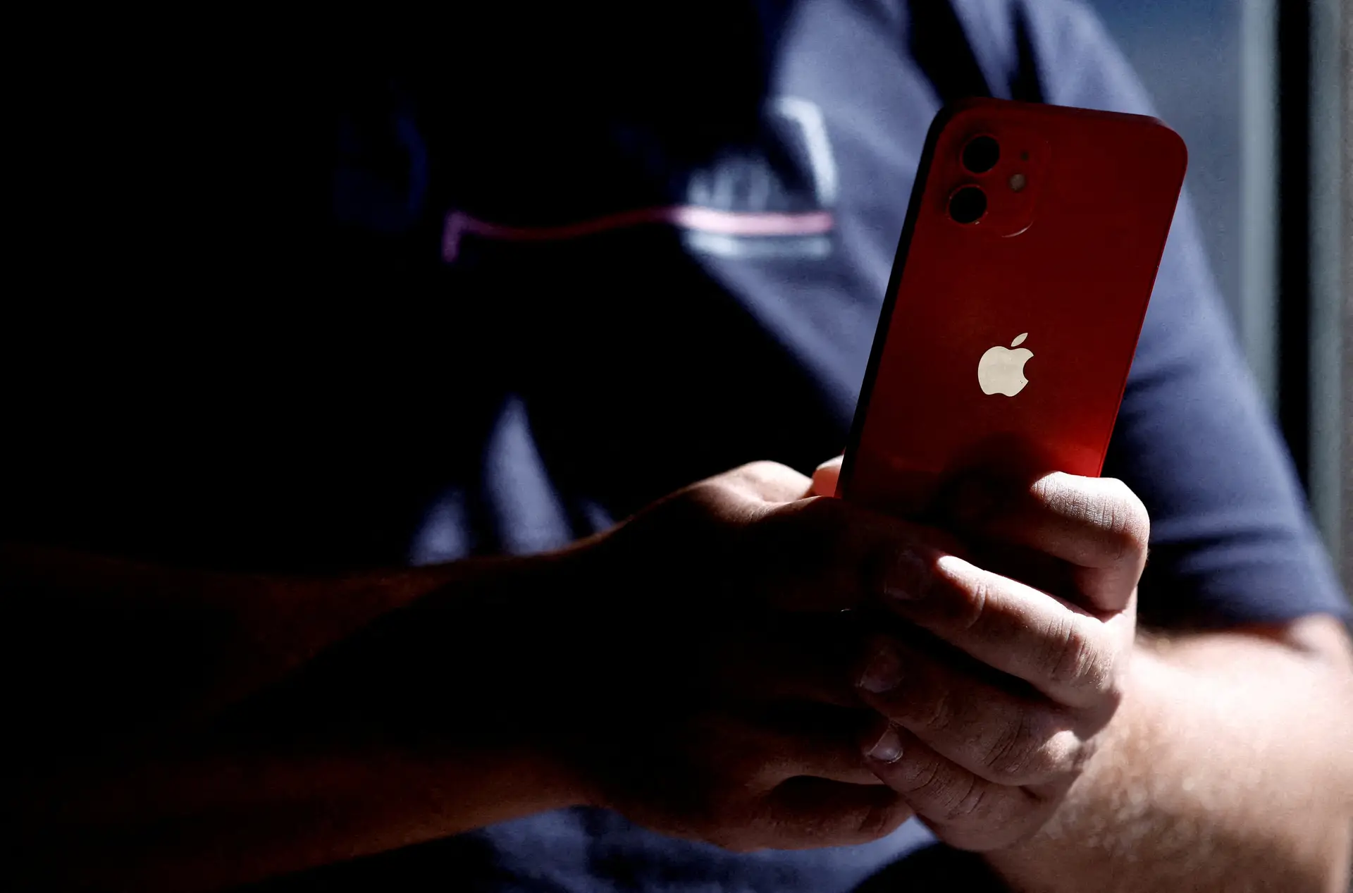 Apple vai lançar primeiro iPhone com inteligência artificial generativa