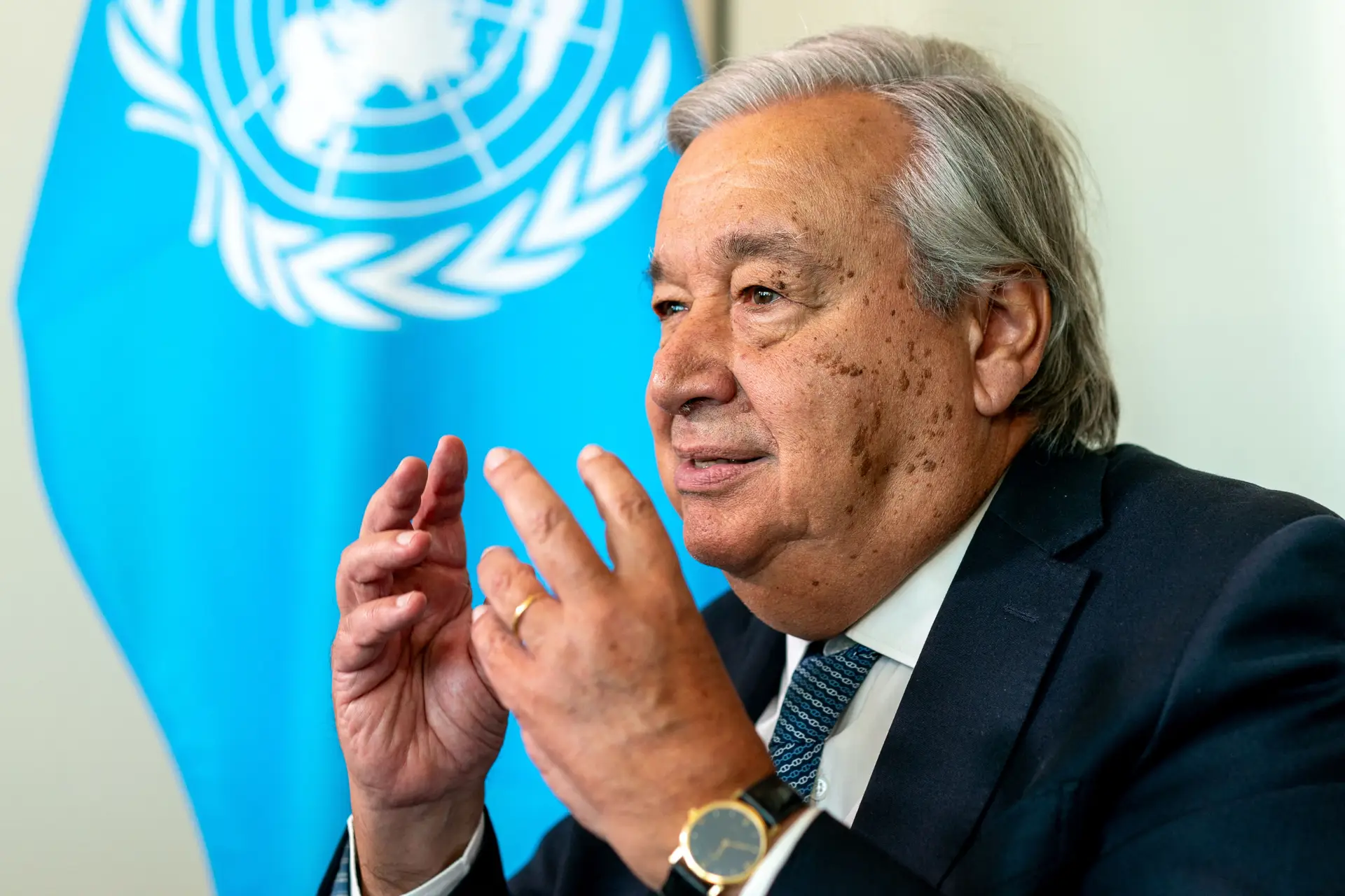 Guterres elogia esforços do governo interino da Síria para proteger civis
