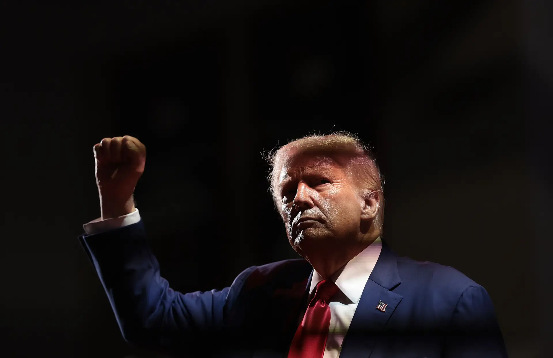 DIA D-42: os americanos estavam mesmo melhor com Trump?