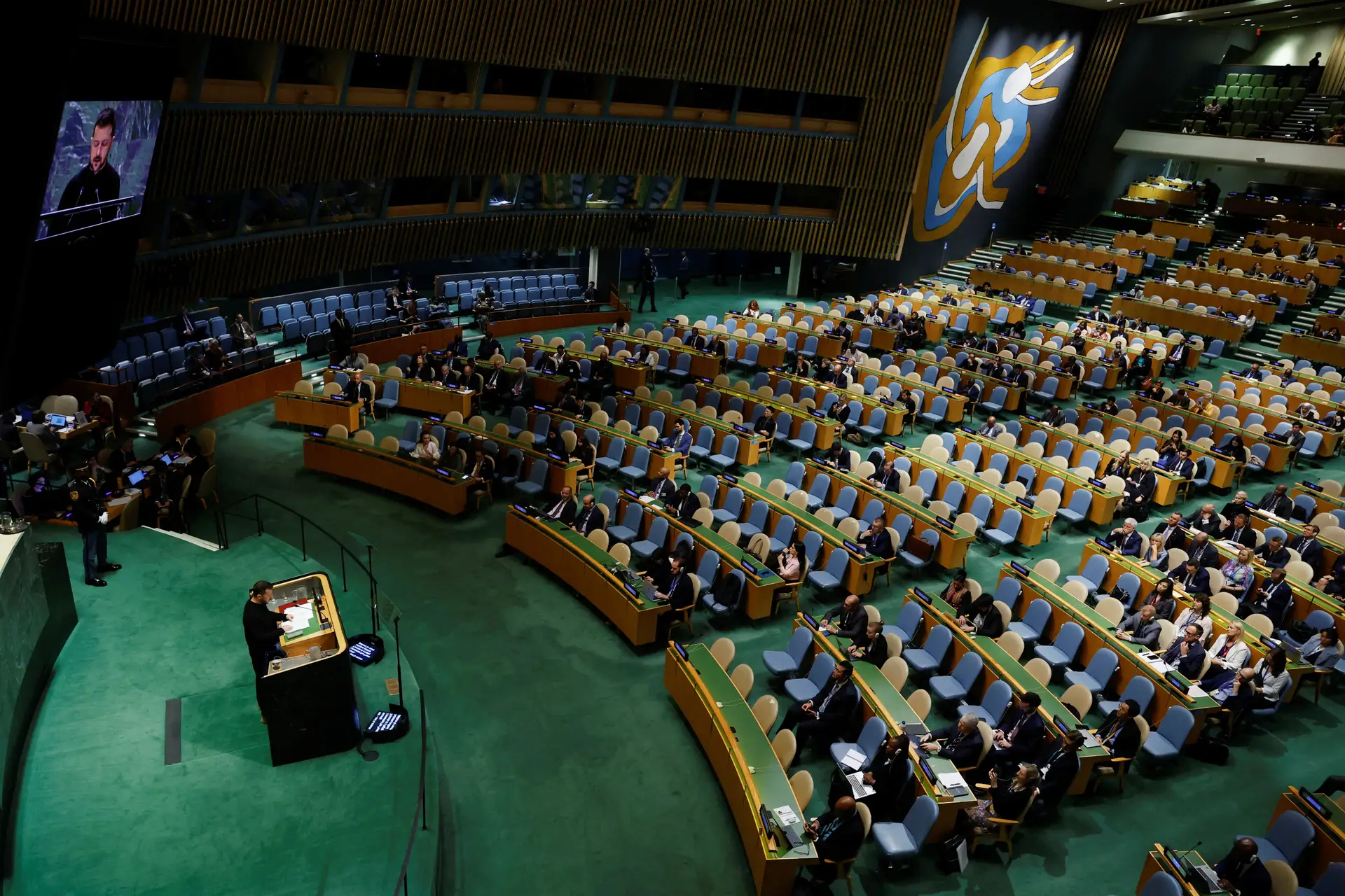 AssembleiaGeral da ONU Estados Unidos e França tentam cessarfogo