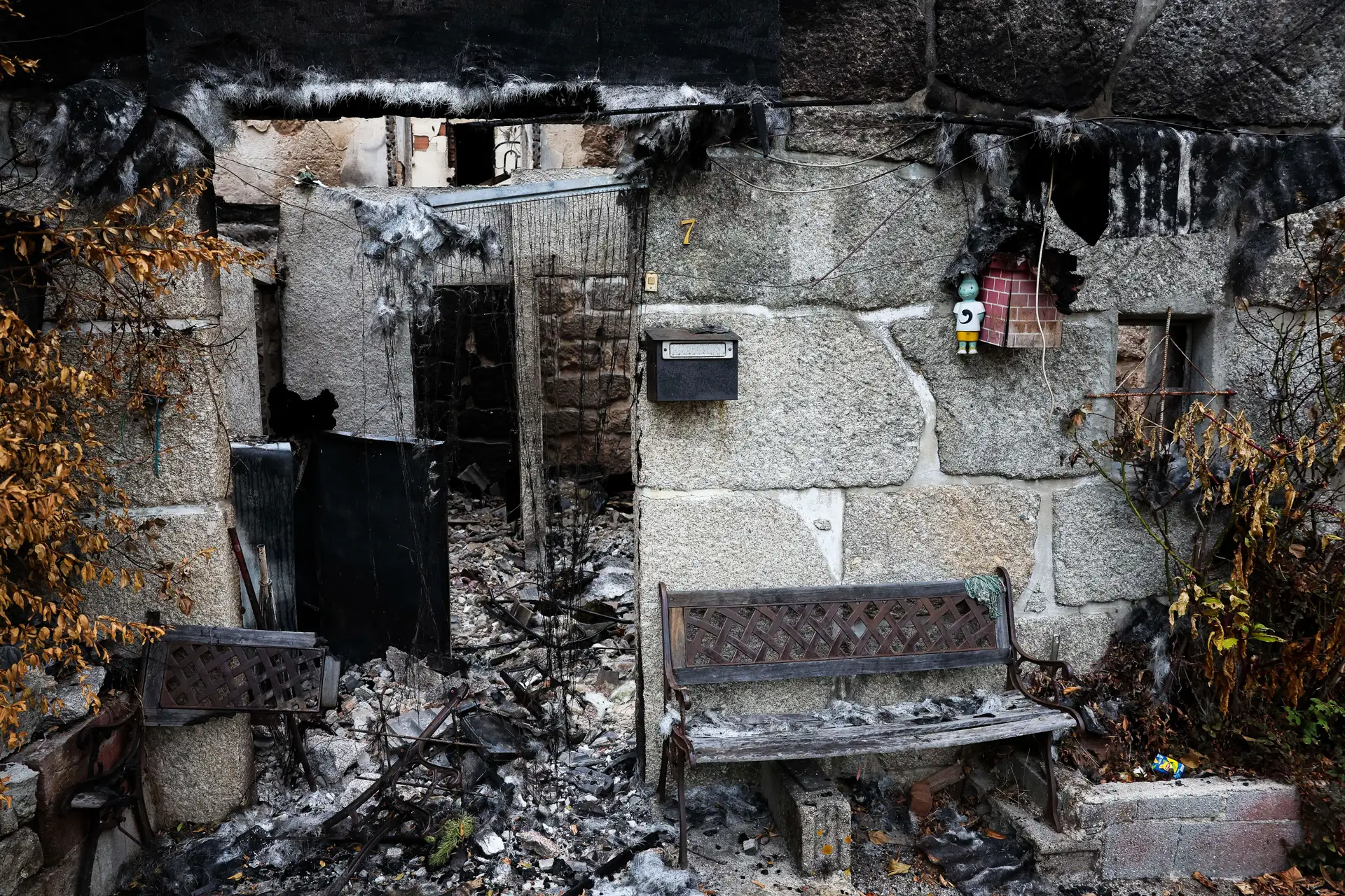 Presidente dá 'luz verde' a medidas de apoio às populações afetadas pelos incêndios