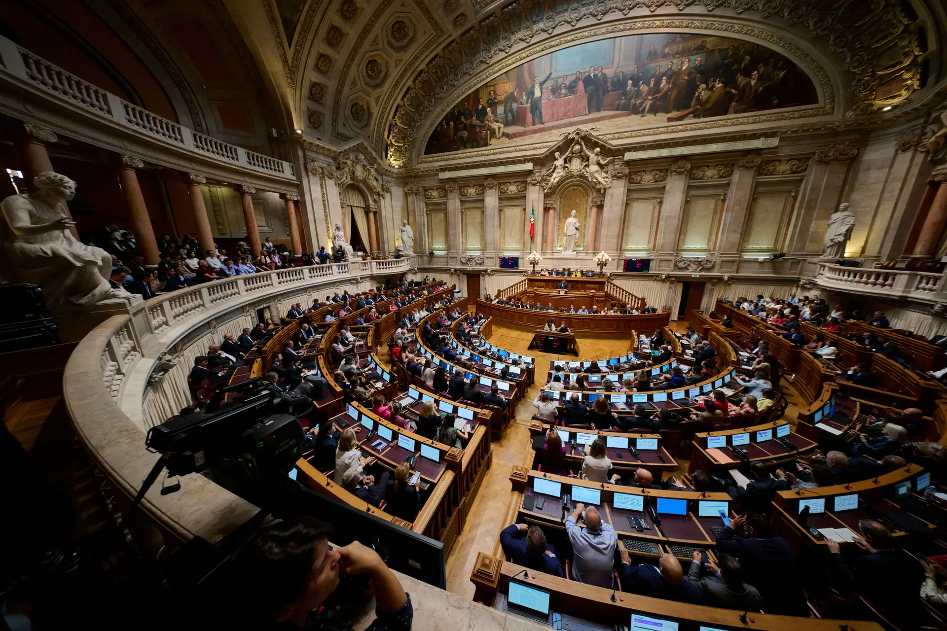 Retomadas votações na especialidade do Orçamento do Estado para 2025
