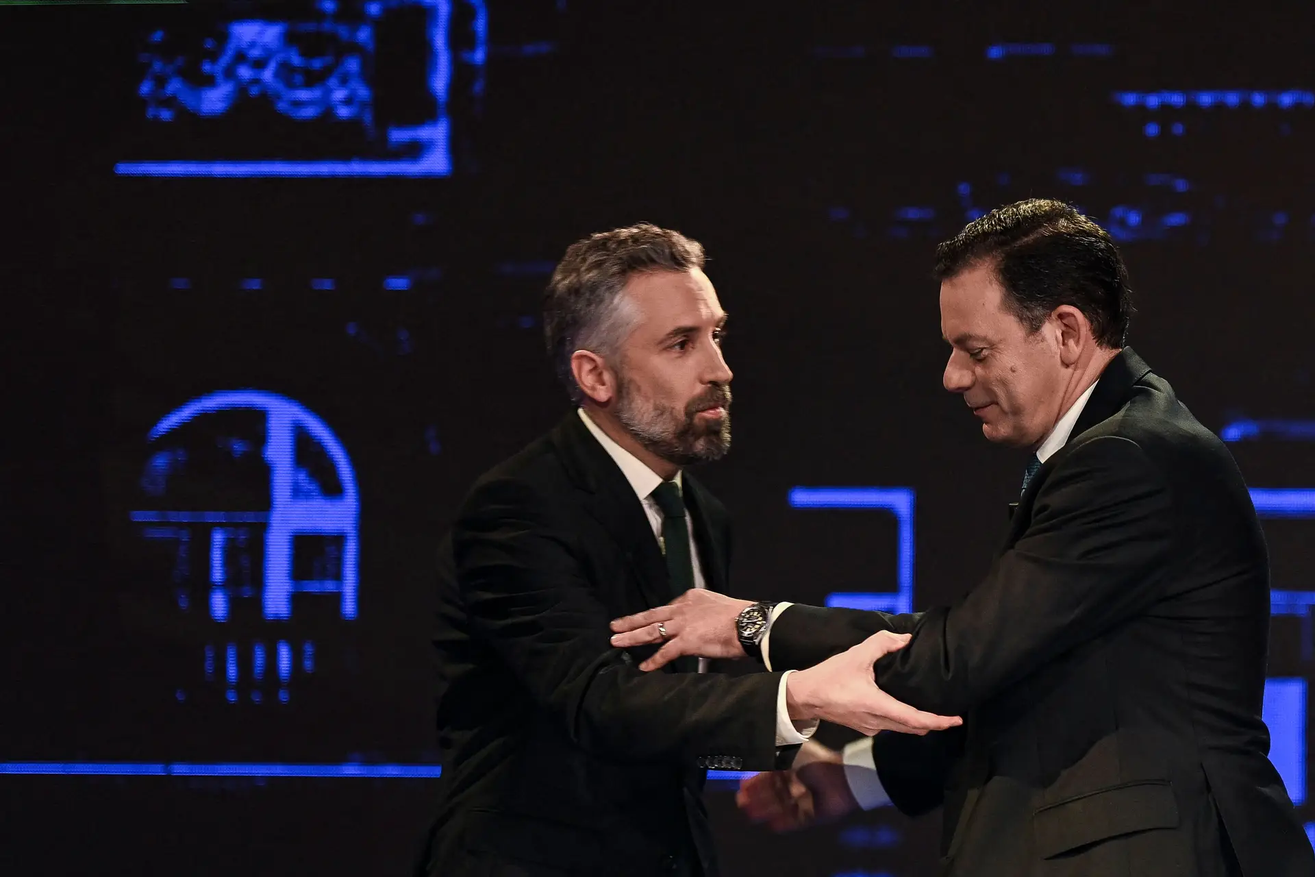 Montenegro e Pedro Nuno Santos enfrentam-se em debate a três semanas das eleições