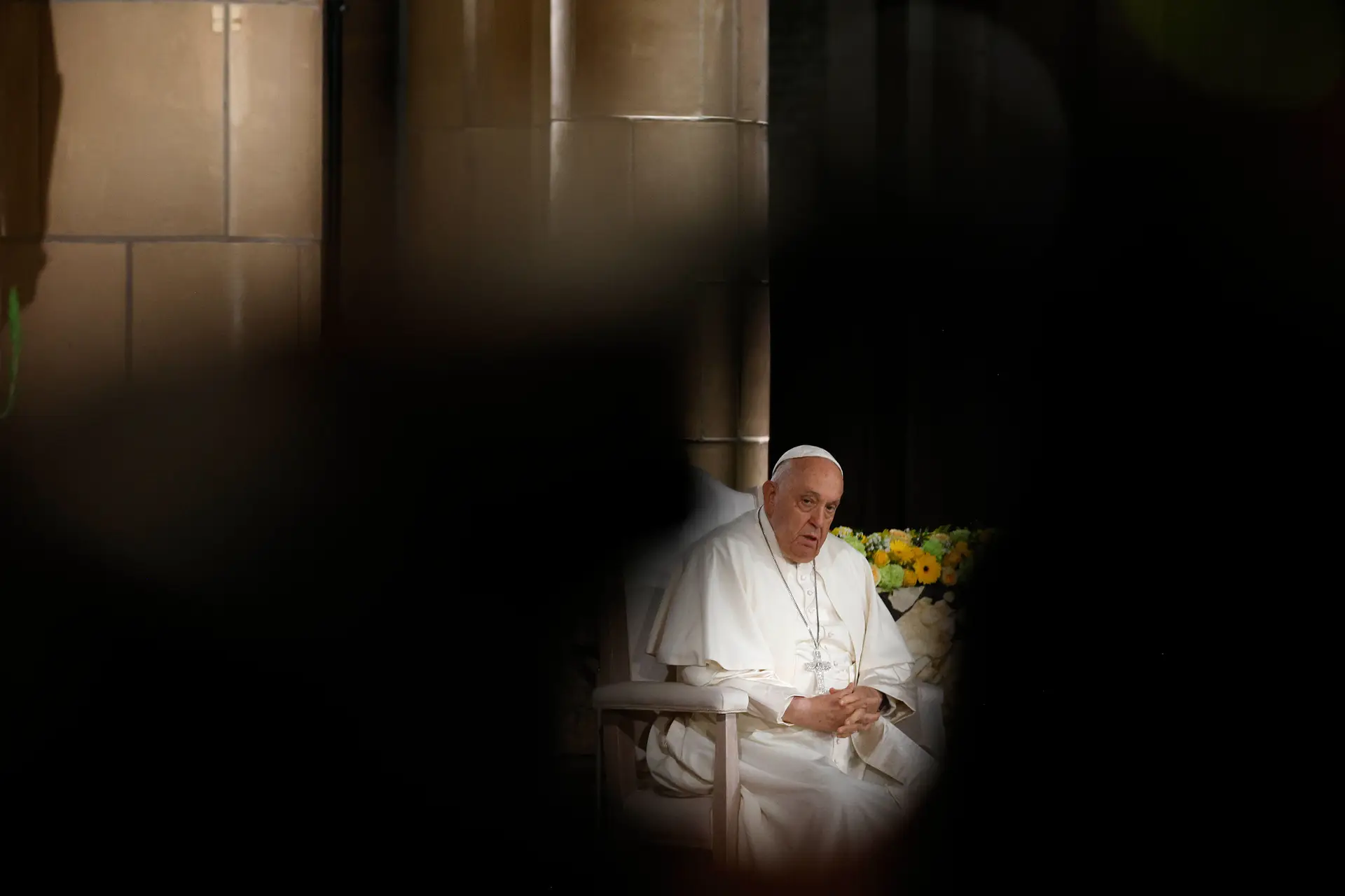 Papa pede à Igreja belga que se aproxime e ajude as vítimas de abusos