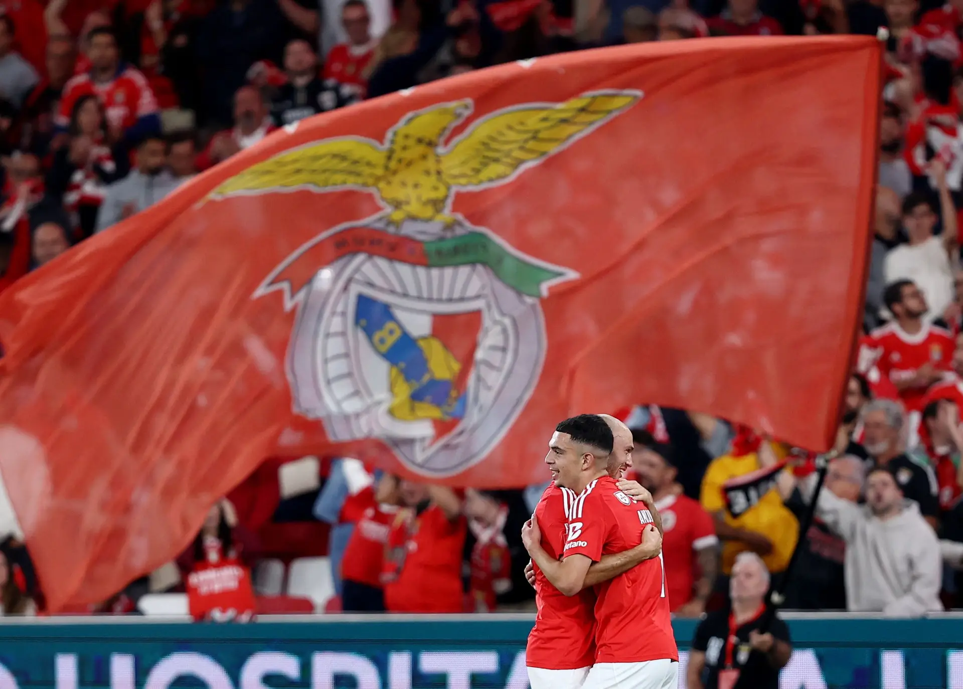 Benfica anuncia aumento da lotação do Estádio da Luz