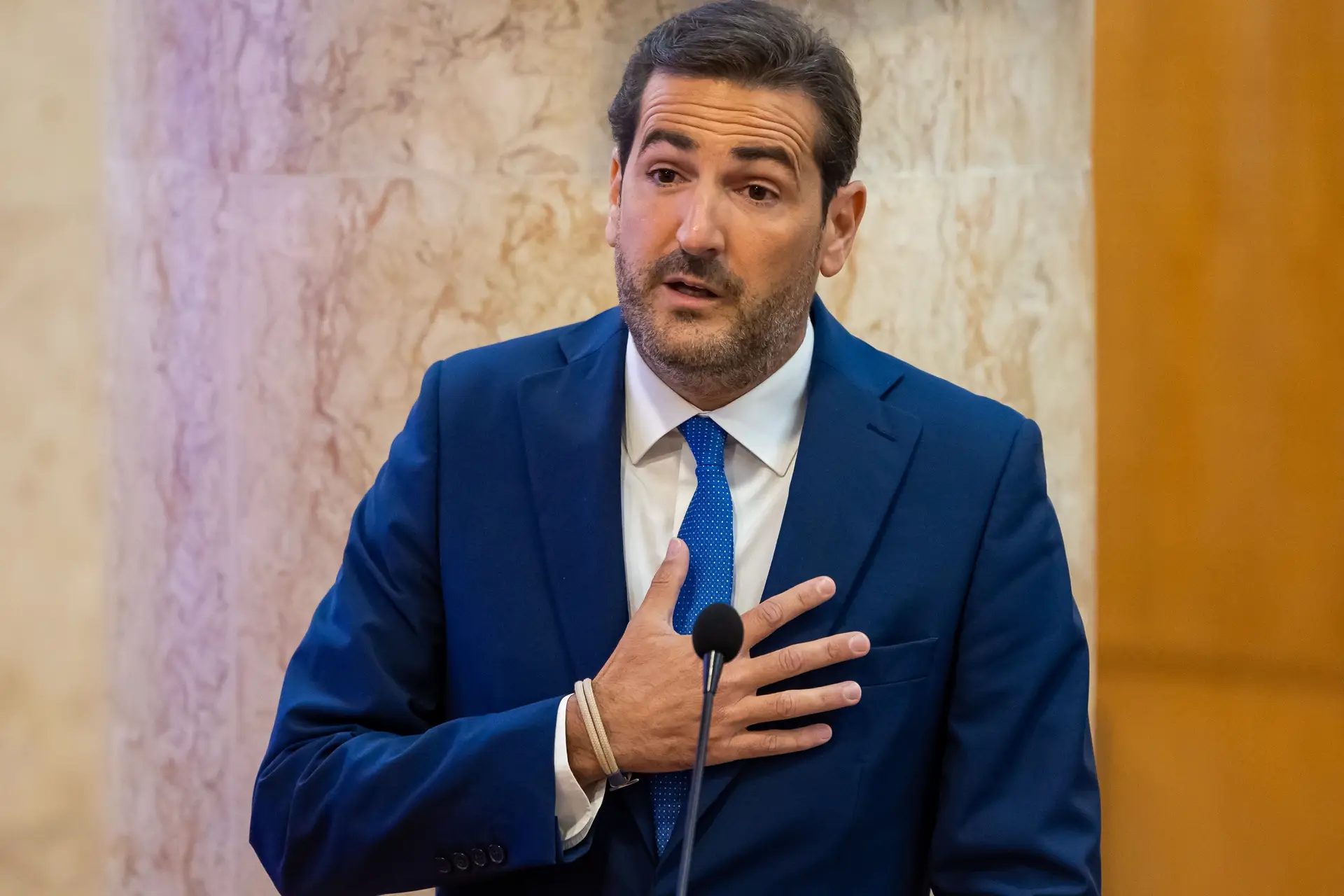 OE 2025: "Que diabo, será assim tão difícil entendermo-nos quanto à baixa de impostos?", questiona Hugo Soares