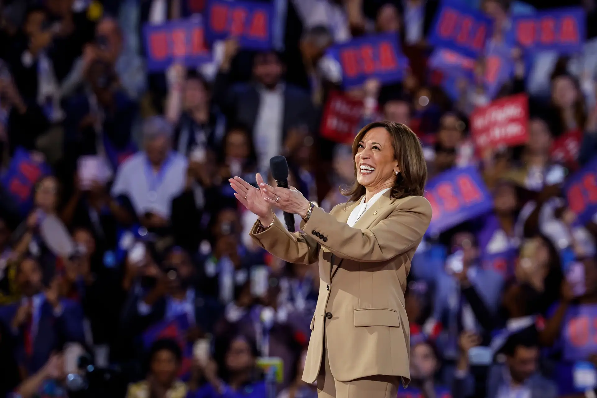 DIA D-36: Kamala perde fôlego entre os latinos