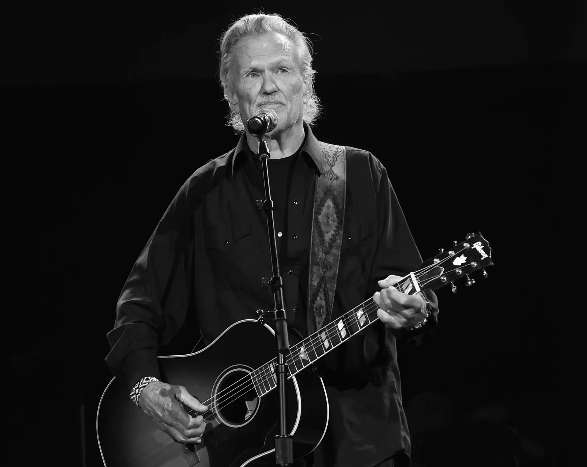 Morreu aos 88 anos o cantor e ator Kris Kristofferson