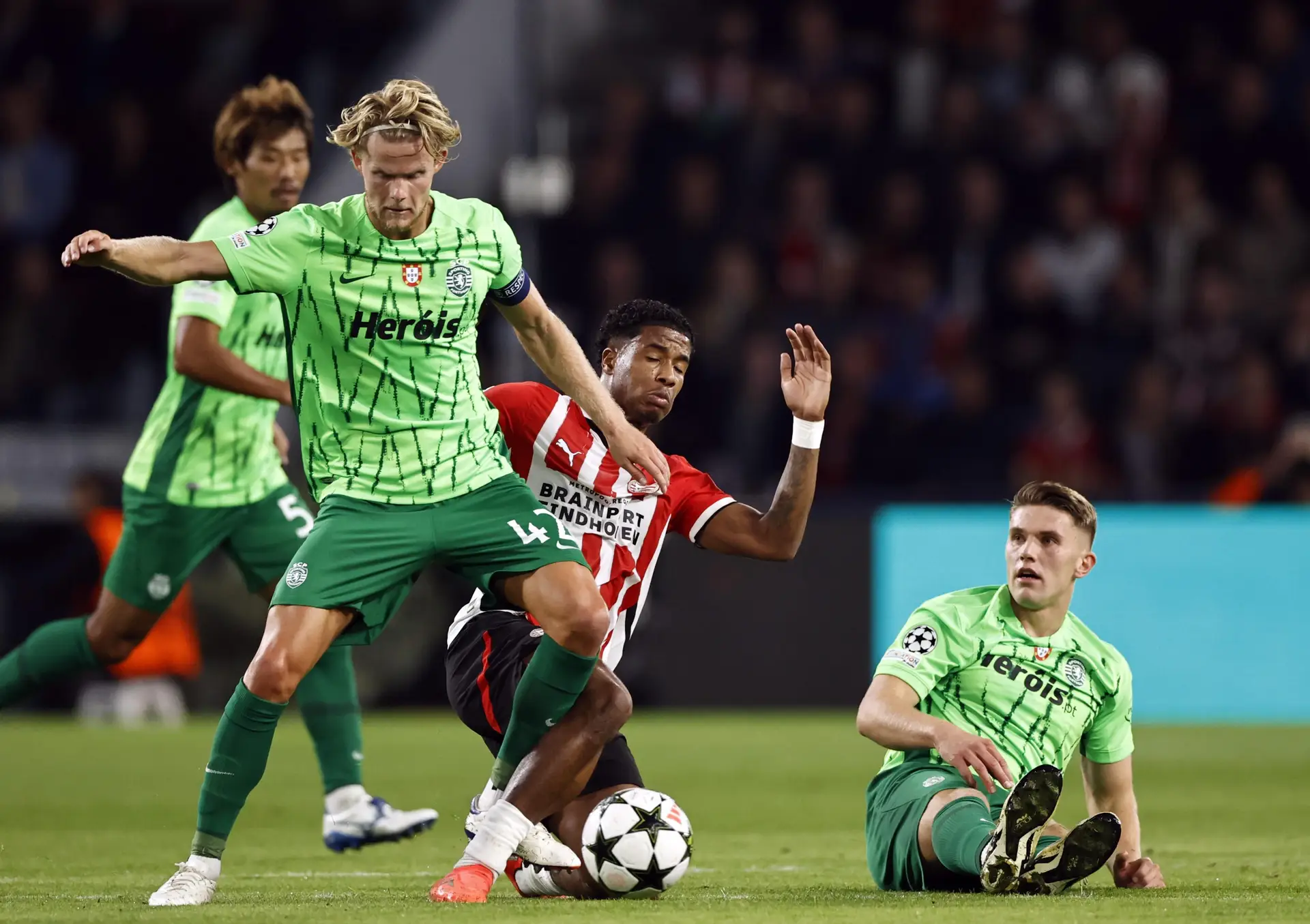 Liga dos Campeões: Sporting empata em Eindhoven frente ao PSV