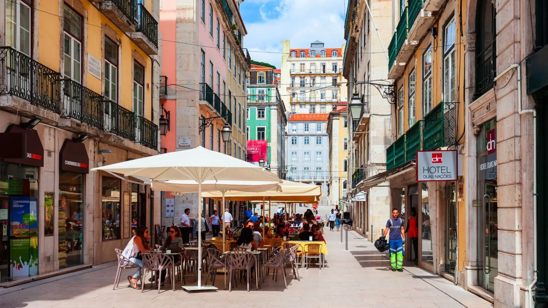 Greve na distribuição, hotelaria e turismo convocada para o 1.º de maio