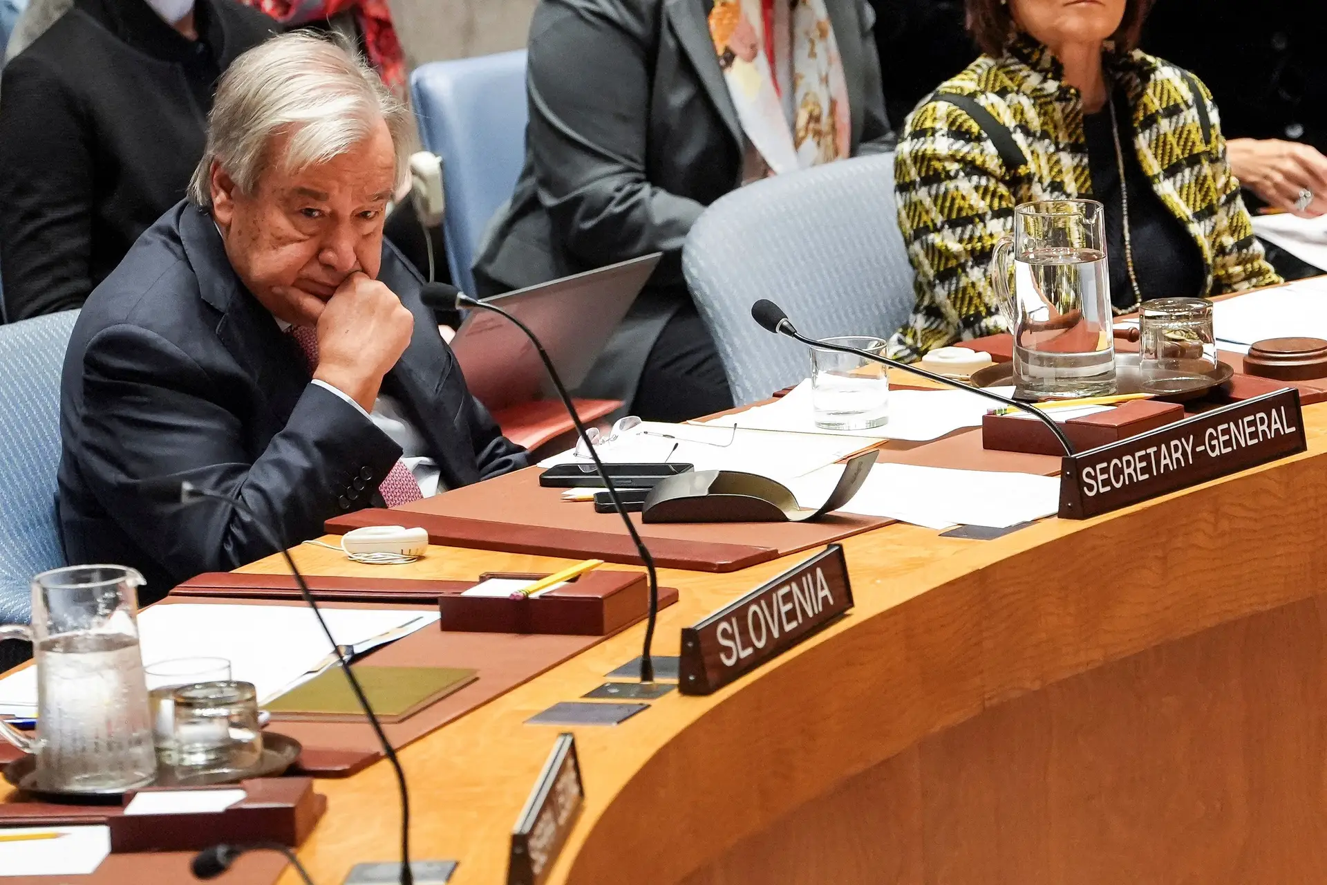 Guterres responde a Israel e "volta a condenar veementemente" ataque do Irão