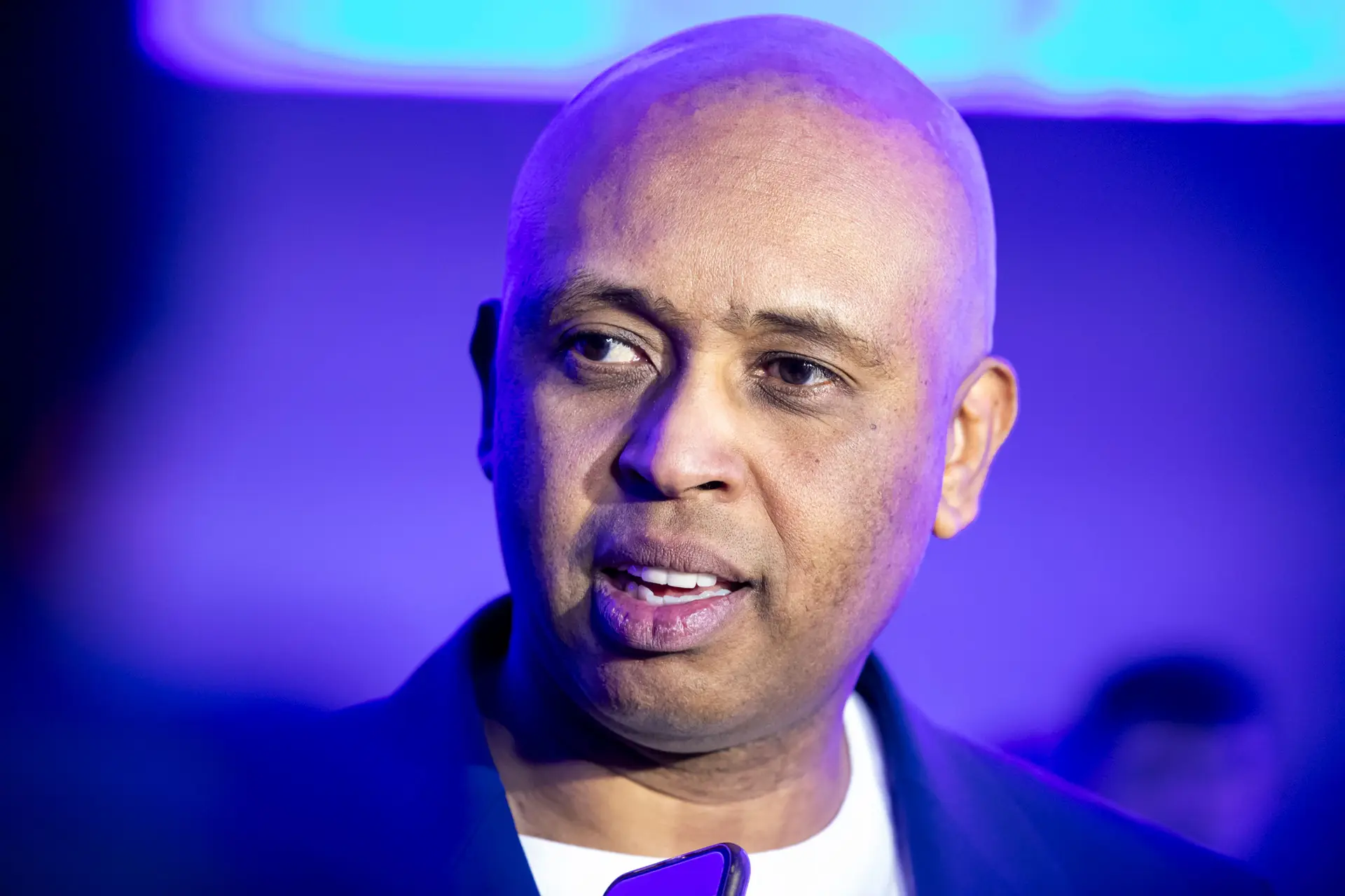 Helton da Silva Arruda, conhecido simplesmente como Helton, durante a apresentação da candidatura de André Villas-Boas à presidência do FC Porto, na Alfândega do Porto, em 2024.