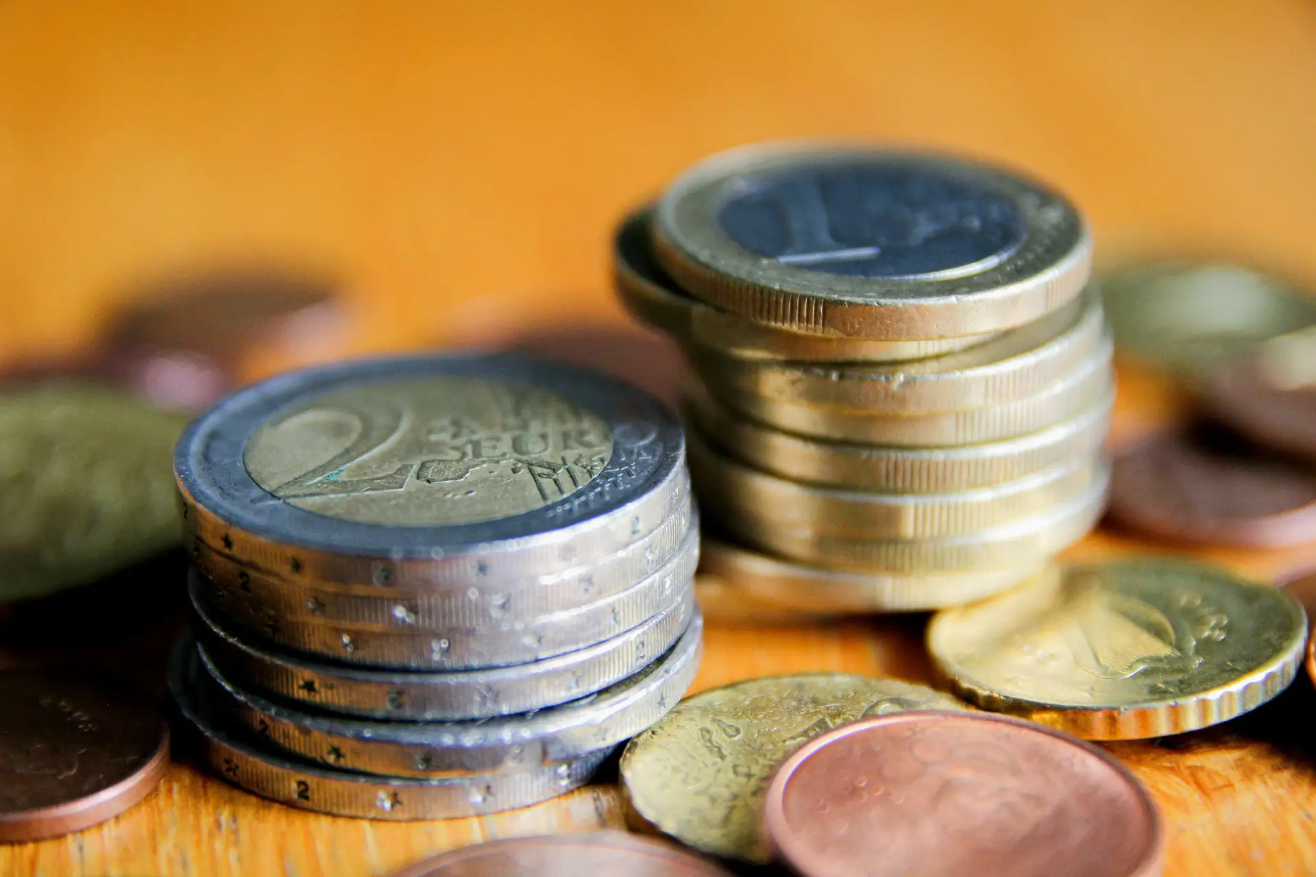 Certificados de aforro atingem novo máximo histórico em abril