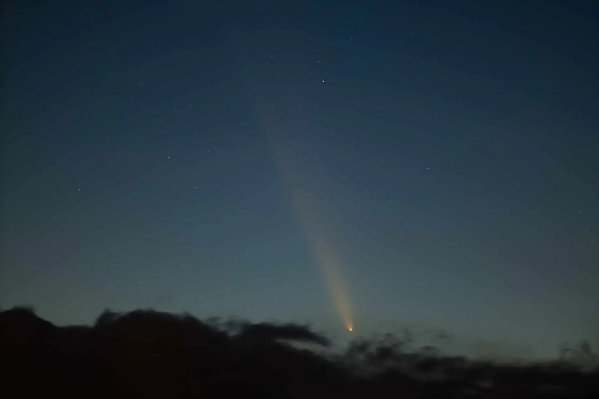 As imagens da passagem do “cometa do século” em Portugal
  #ÚltimasNotícias #lisboa