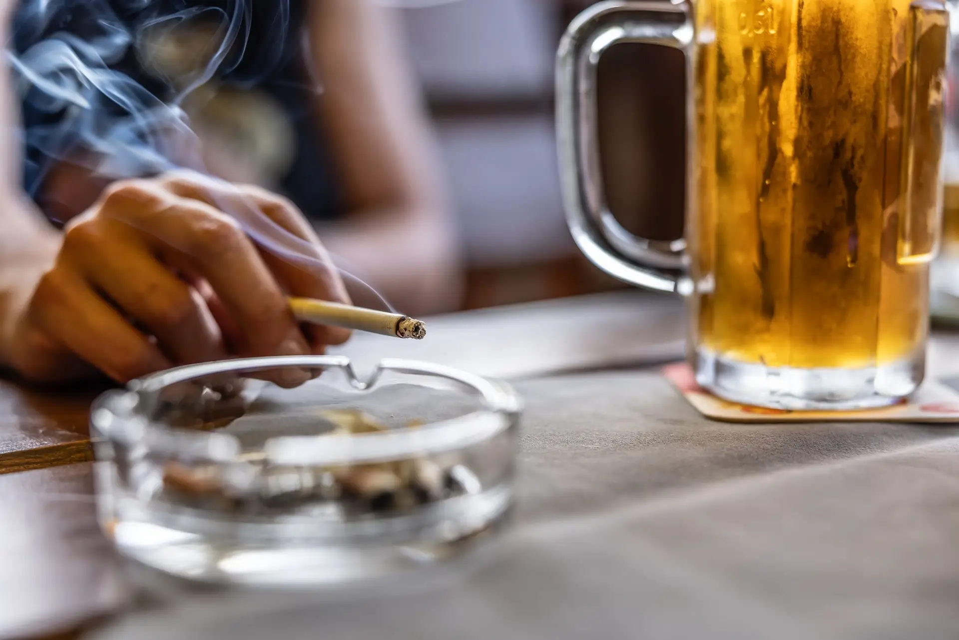 OE 2025: é "irresponsabilidade política" não aumentar impostos sobre álcool e tabaco