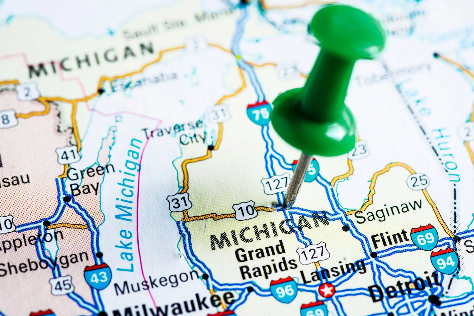 DIA D-19: o problema árabe do Michigan