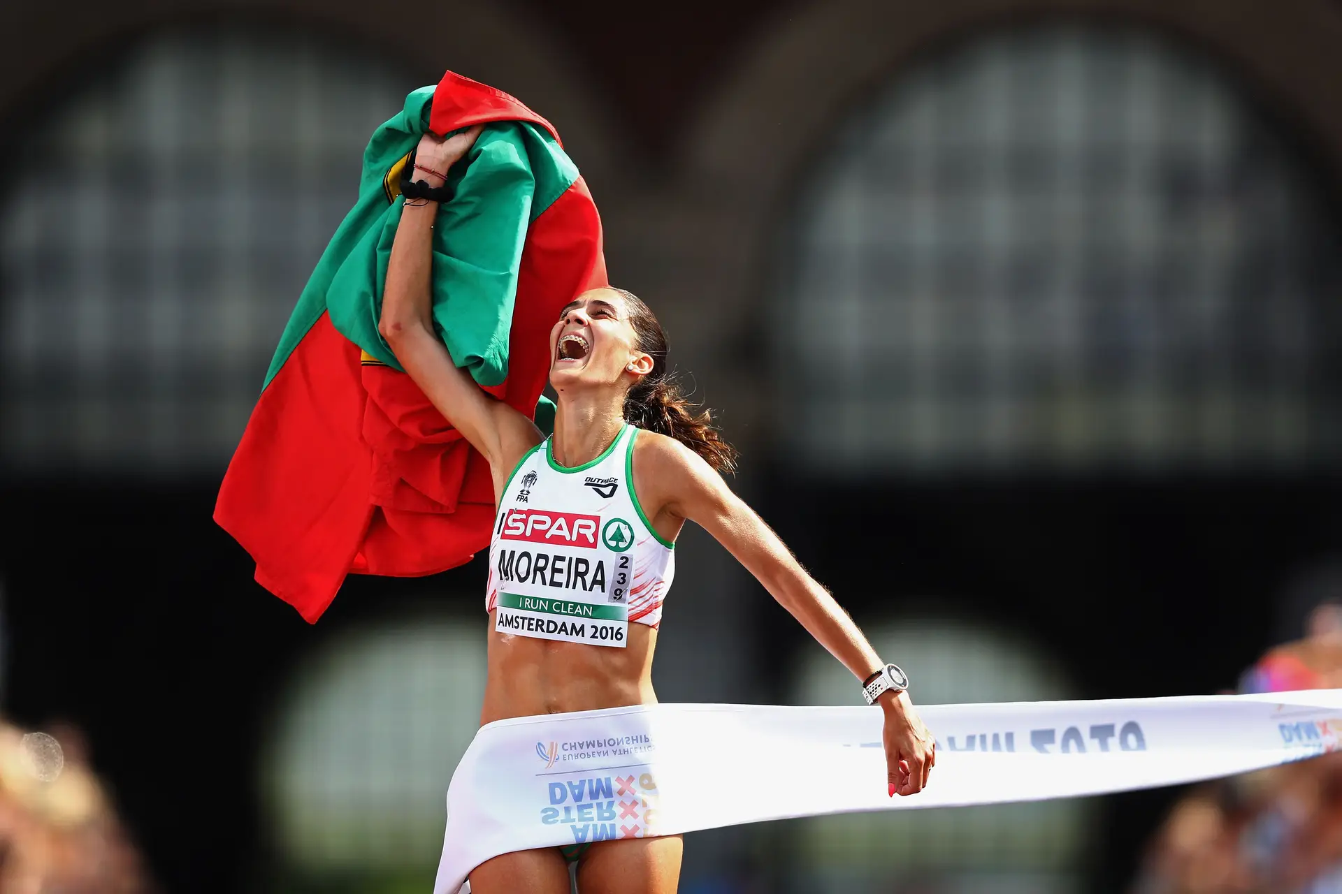 Em 2016, Sara Moreira foi campeã da Europa individual e coletiva na meia-maratona, nos Europeus de Amesterdão