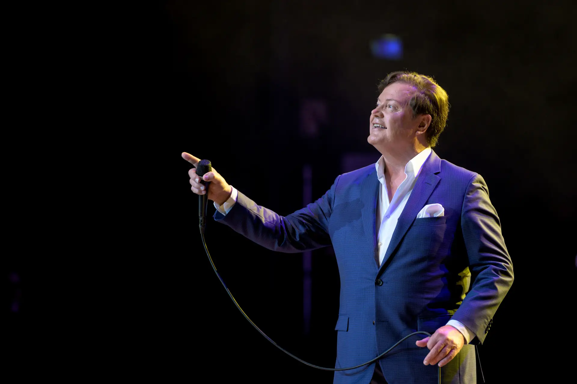 Pedro Nuno Santos lamenta morte de Marco Paulo, "figura essencial da música popular"