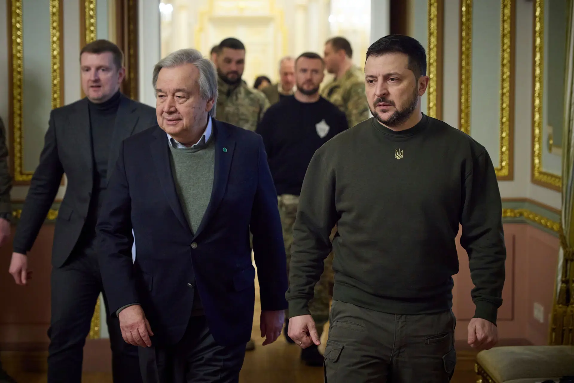 Zelensky recusa-se a receber Guterres em Kiev por causa de Putin