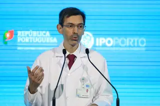 No Dia Mundial do Cancro, o presidente do IPO do Porto destaca que no plano individual, o do cidadão, "cada um deverá ter consciência da importância das suas ações para promover a sua saúde, esse nível de responsabilidade é absolutamente essencial. Uma sociedade desenvolvida deve-se obrigar a educar os seus cidadãos e a promover estilos de vida saudáveis, mas sobretudo, é importante que cada um seja confrontado com a responsabilidade que tem em cuidar da sua própria saúde"