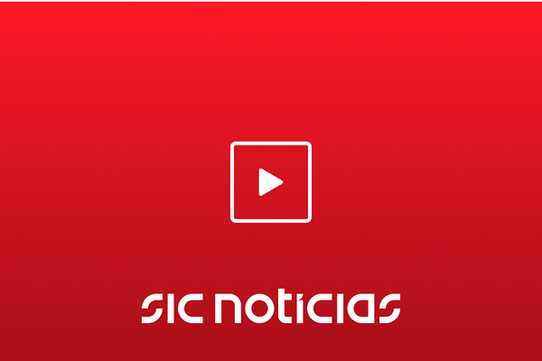 Oiça a emissão em direto da SIC Notícias