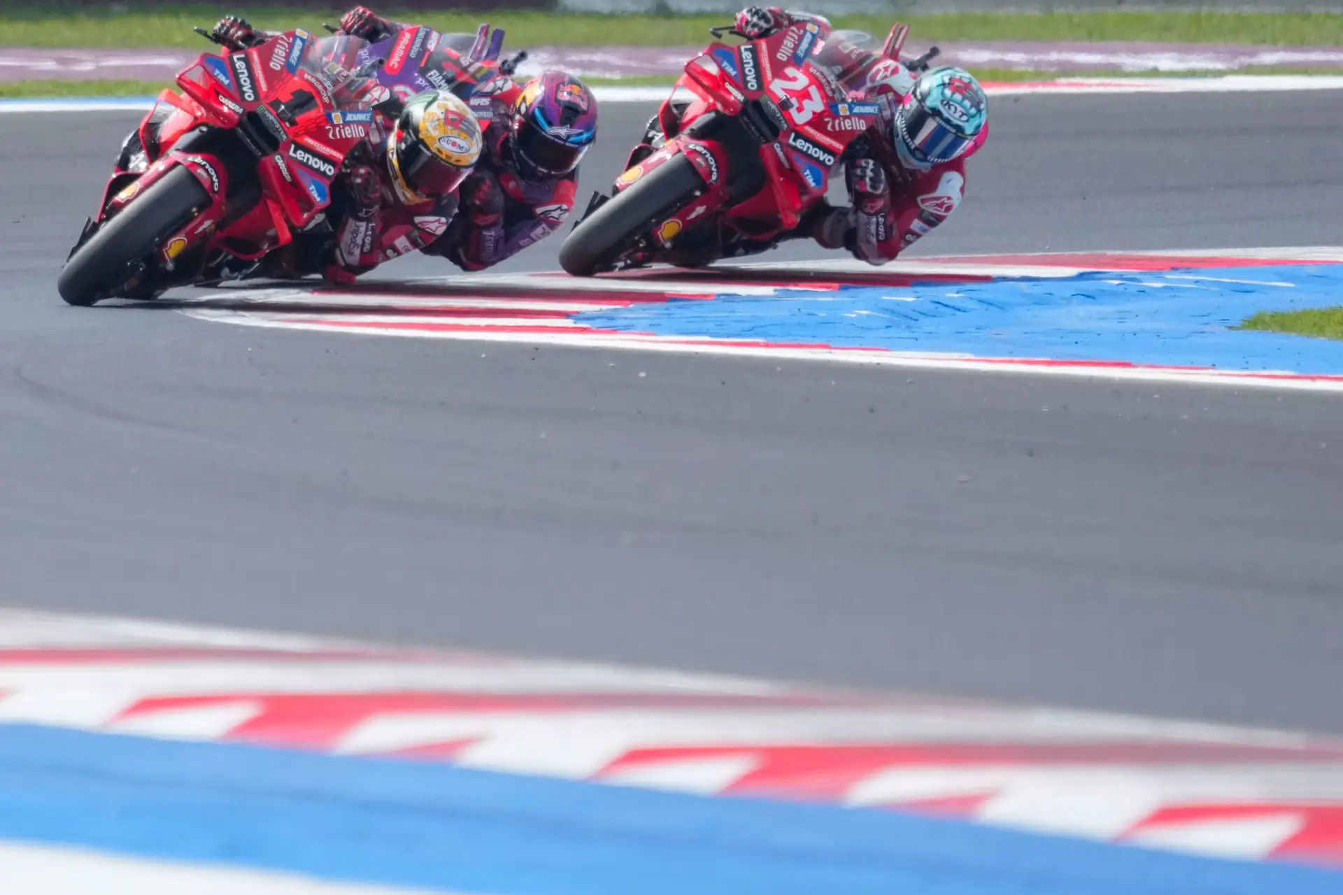 O campeonato de MotoGP é atualmente disputado entre o espanhol Jorge Martin e o italiano Francesco Bagnaia