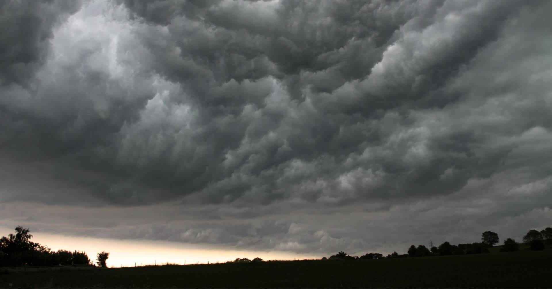 Severe Rainfall Causes Over 110 Incidents and Road Closures in Lisbon Area