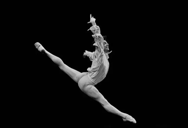 Estrela do ballet morre após cair de um quinto andar na Rússia: Vladimir Shklyarov tinha 39 anos