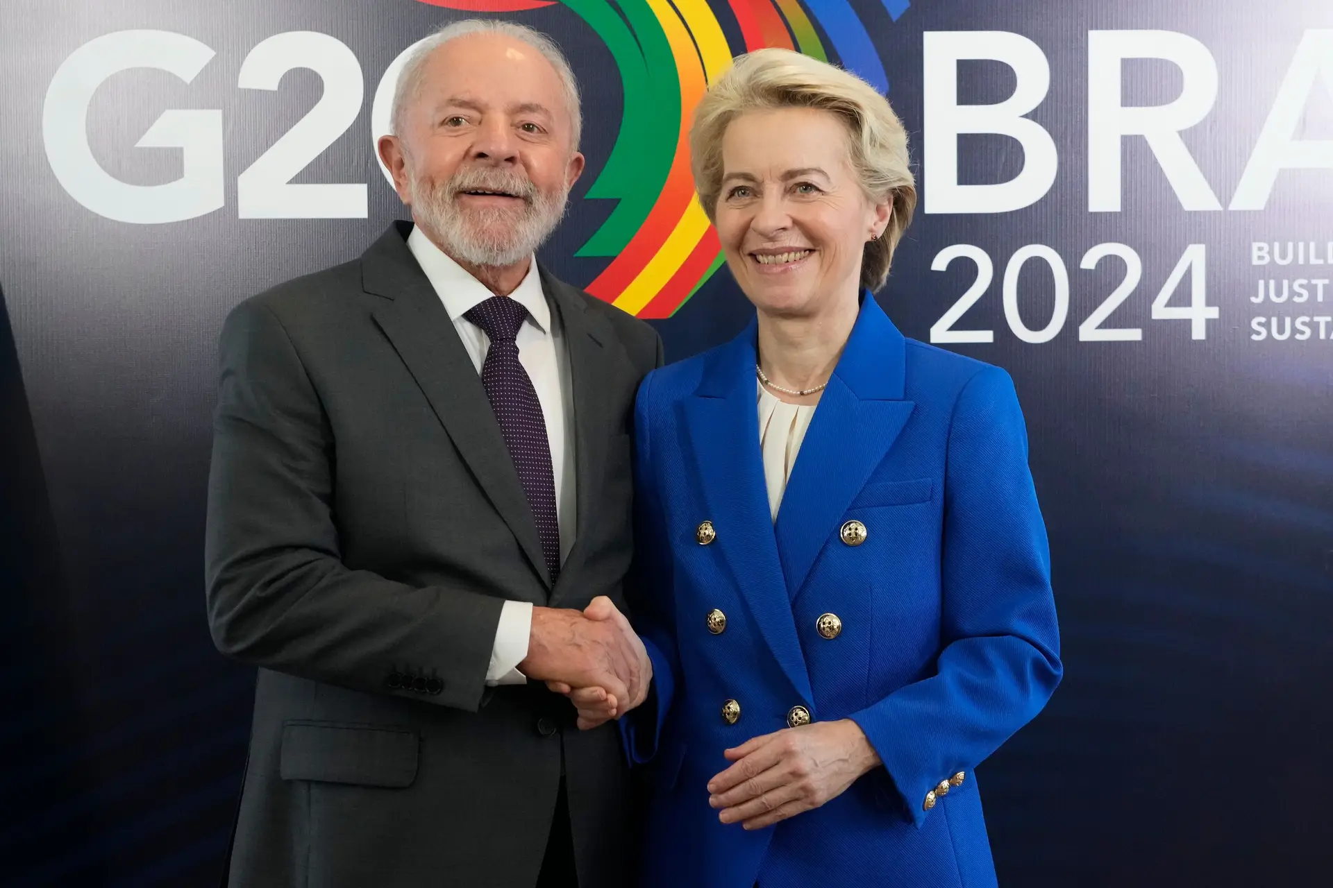 Lula da Silva e Ursula von der Leyen na cimeira do G20, no Brasil