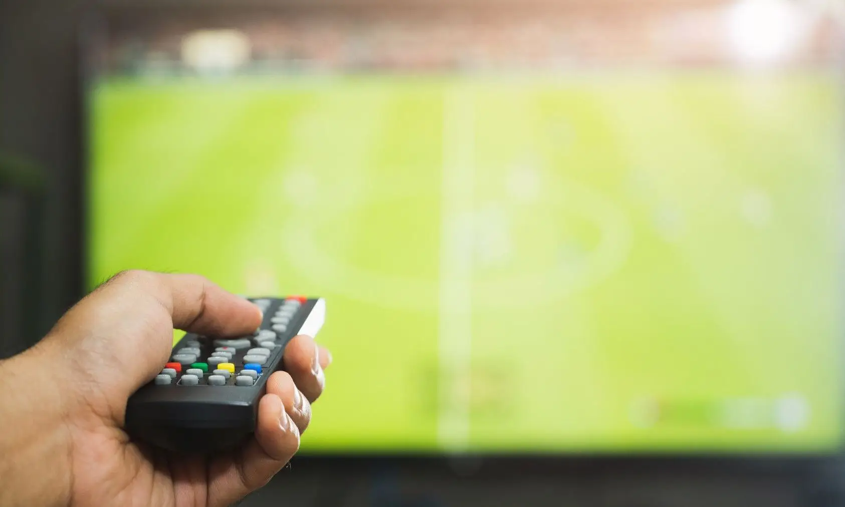 5G: NOS encontra solução para cegos vivenciarem futebol na televisão