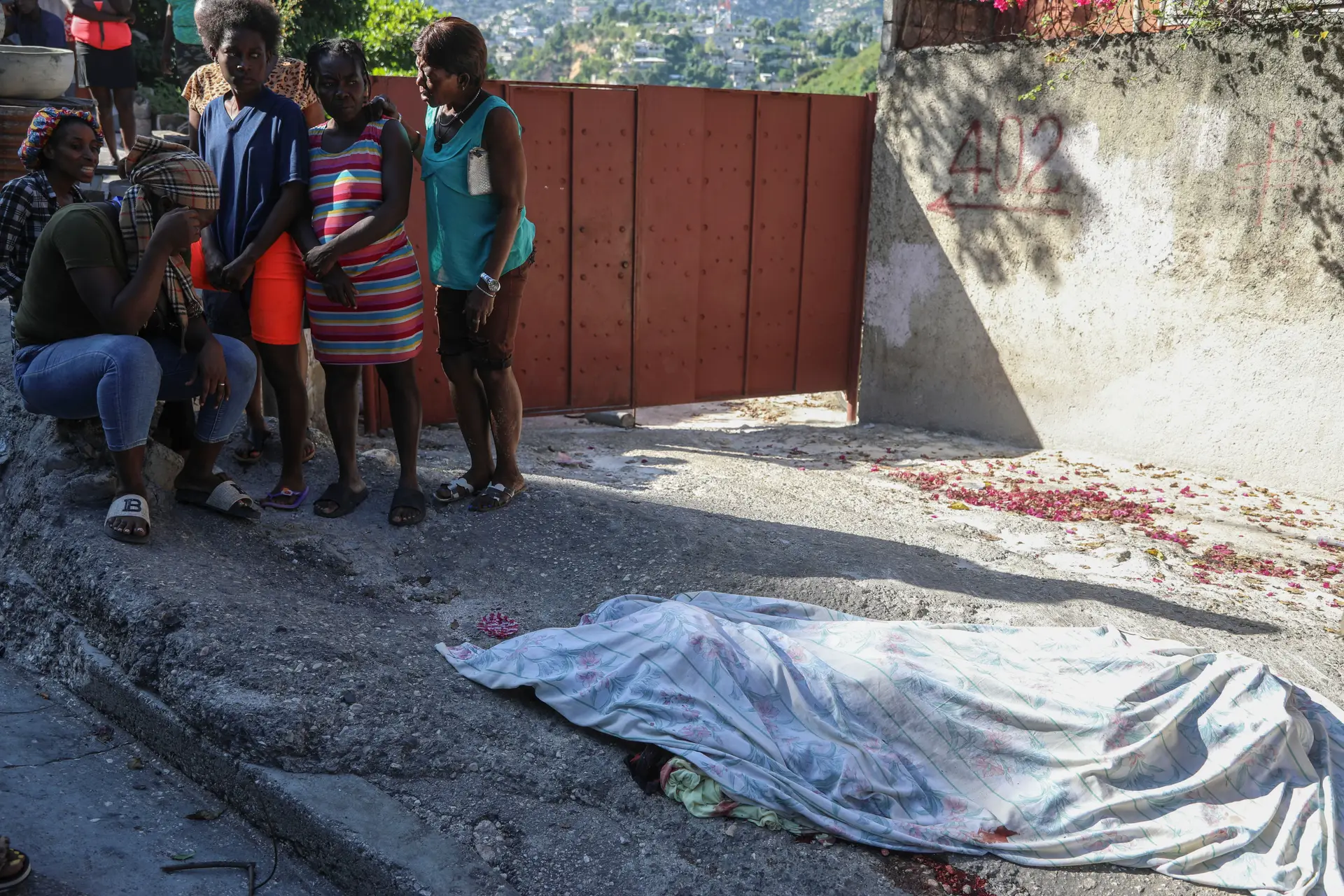 Haiti: polícia mata 28 membros de gangues com ajuda de moradores locais