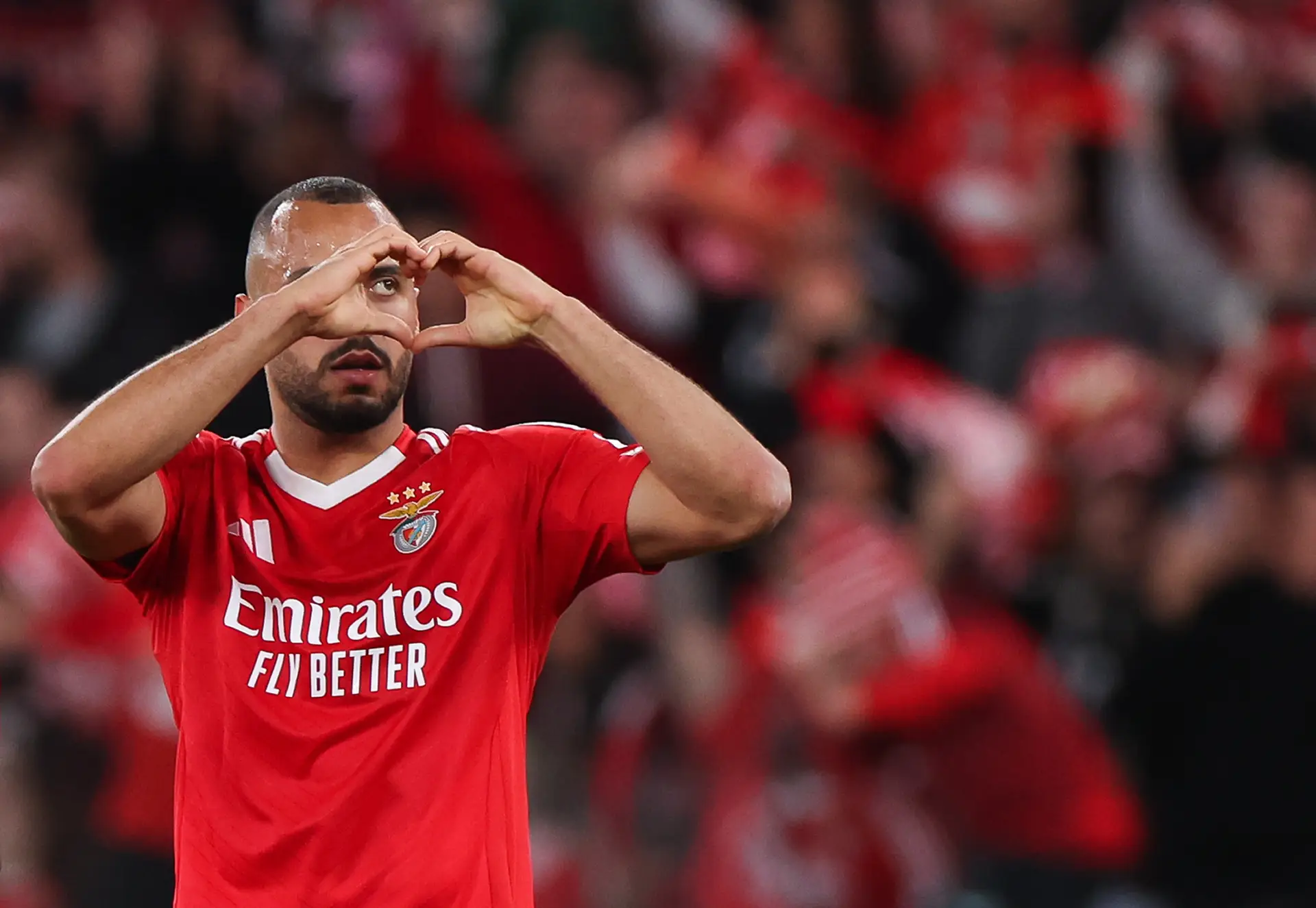 Arthur Cabral perto de deixar o Benfica para reforçar o Botafogo