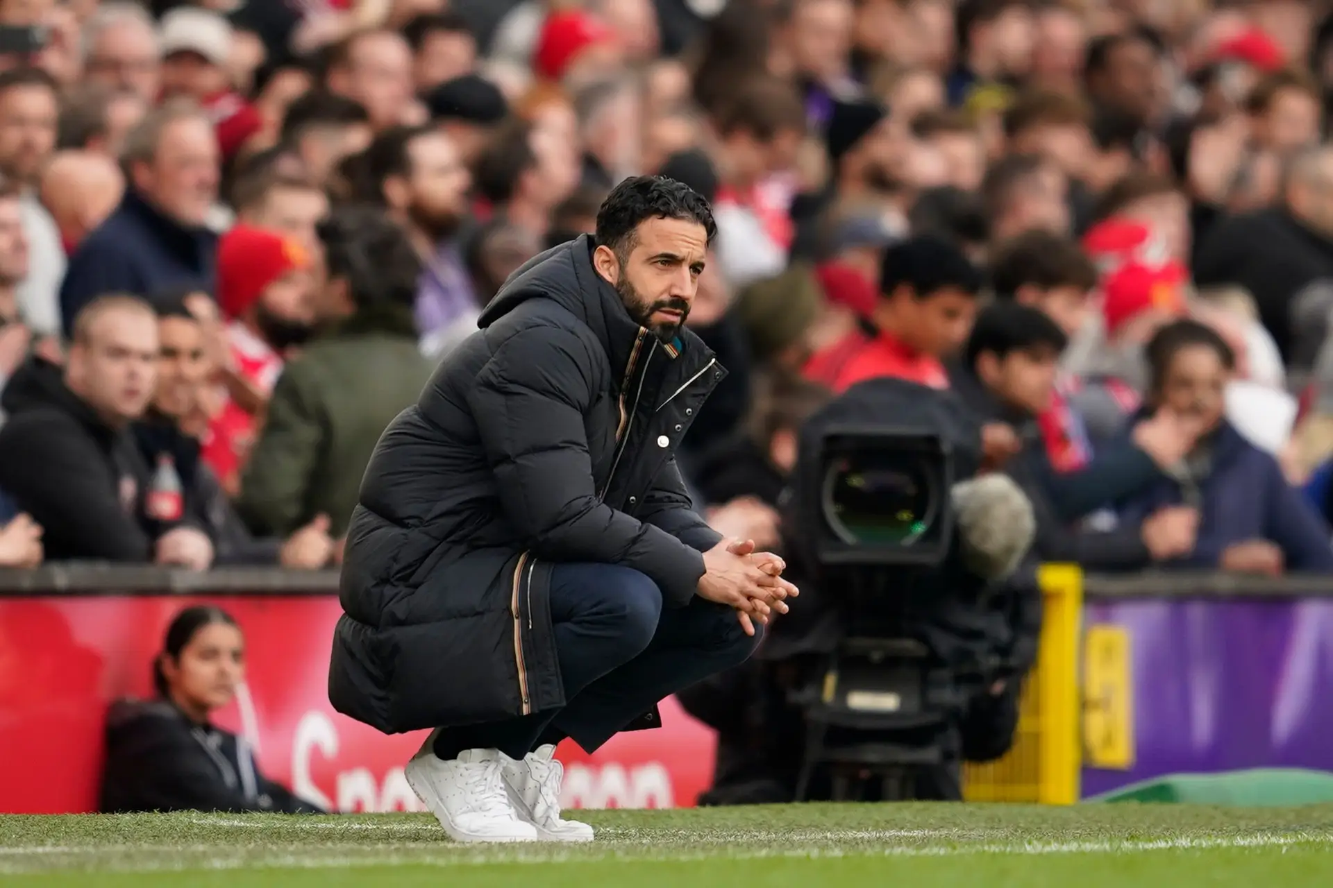 Manchester United brilha na estreia de Ruben Amorim em Old Trafford para a Liga