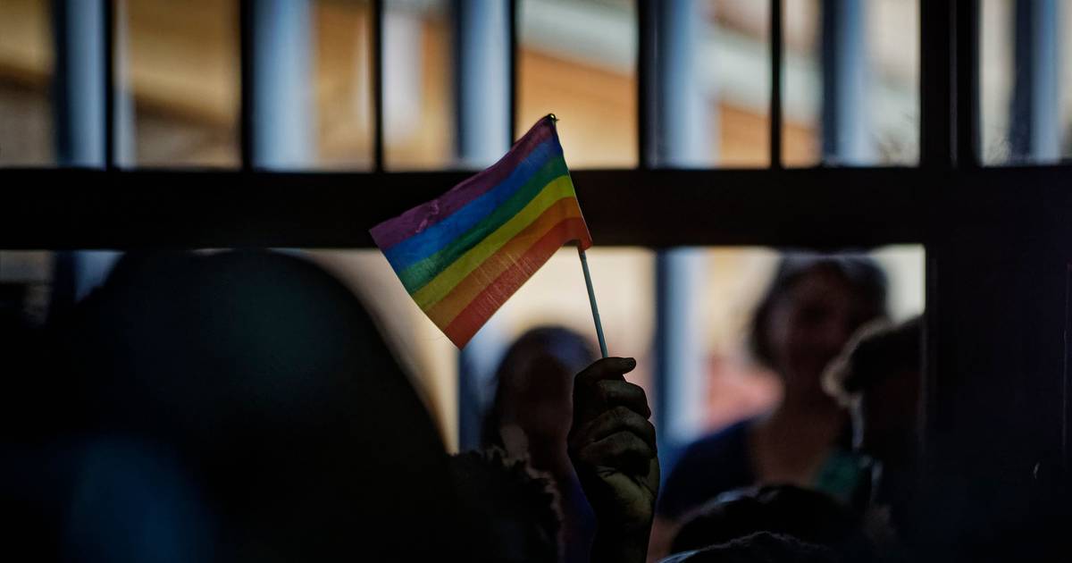 Petição europeia contra 'terapias de conversão' LGBT+ atinge marco histórico