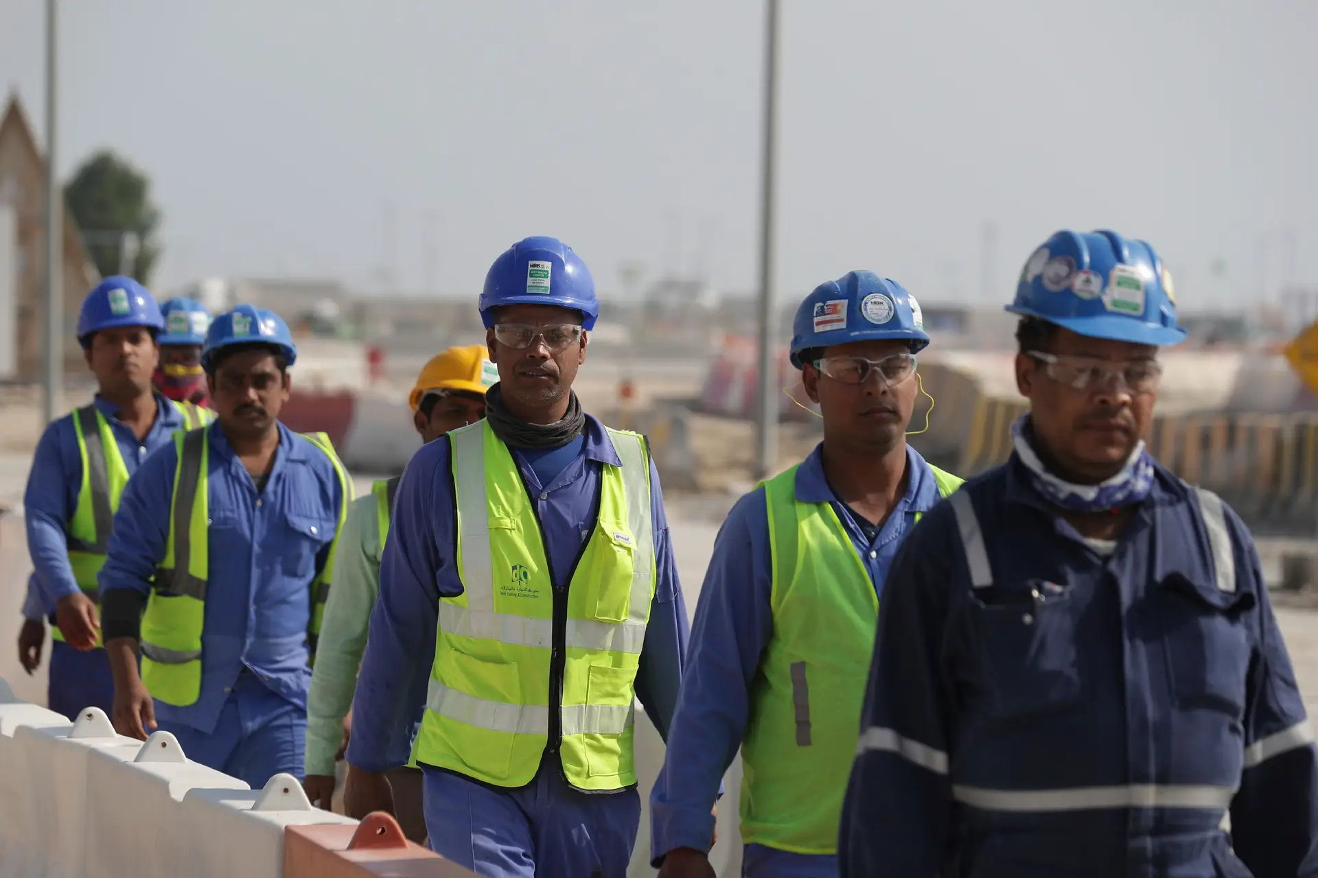 Human Rights Watch acusa FIFA de "fechar os olhos" aos abusos dos migrantes na Arábia Saudita