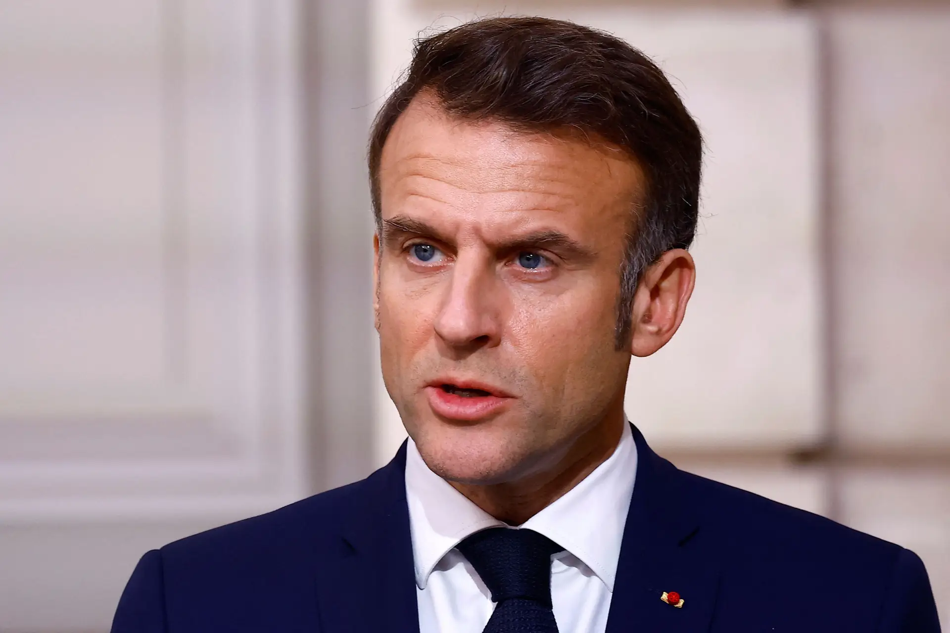 França, Alemanha e Reino Unido vão propor negociação global ao Irão