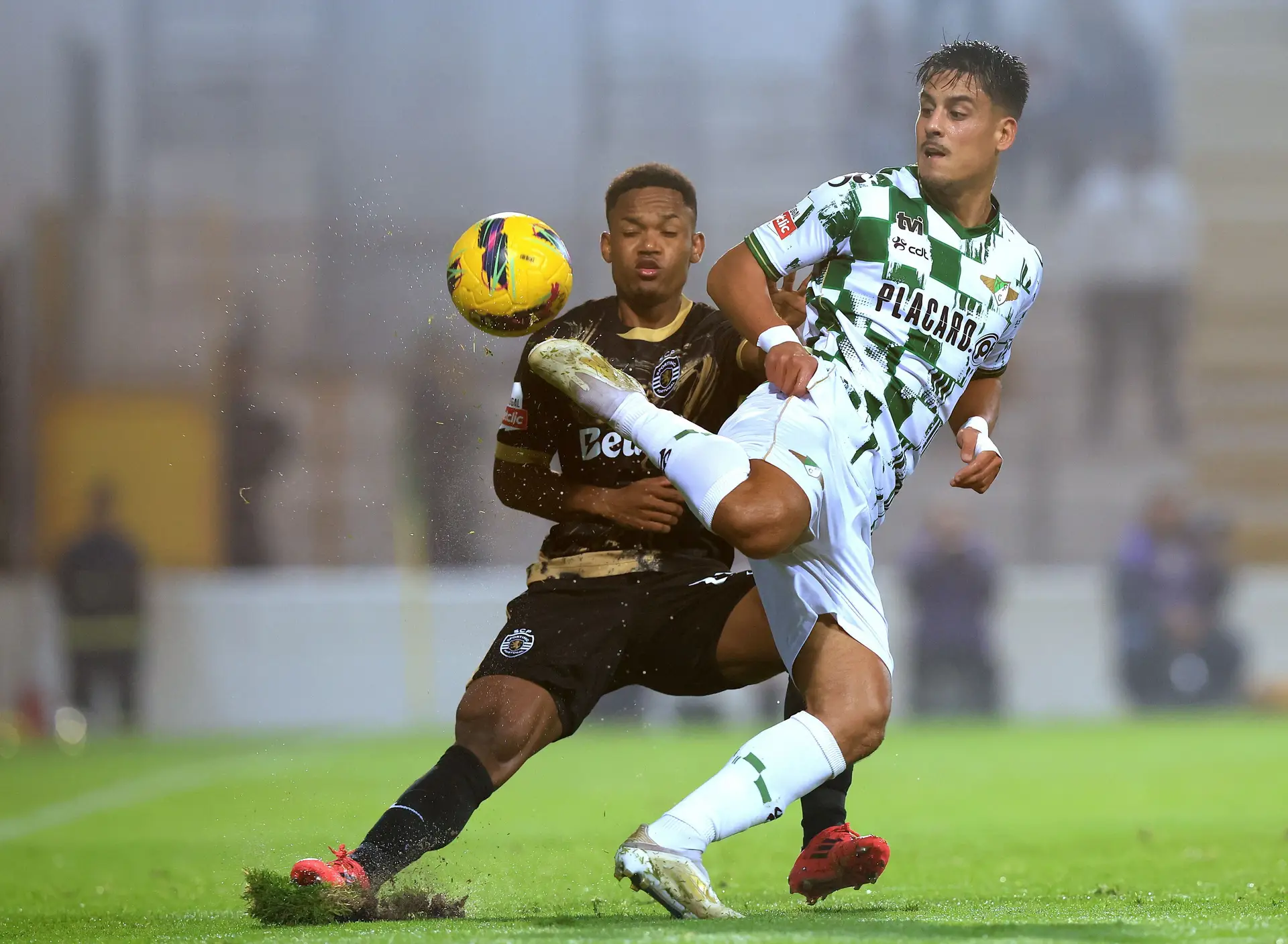Jogadores do Sporting em partida contra o Moreirense