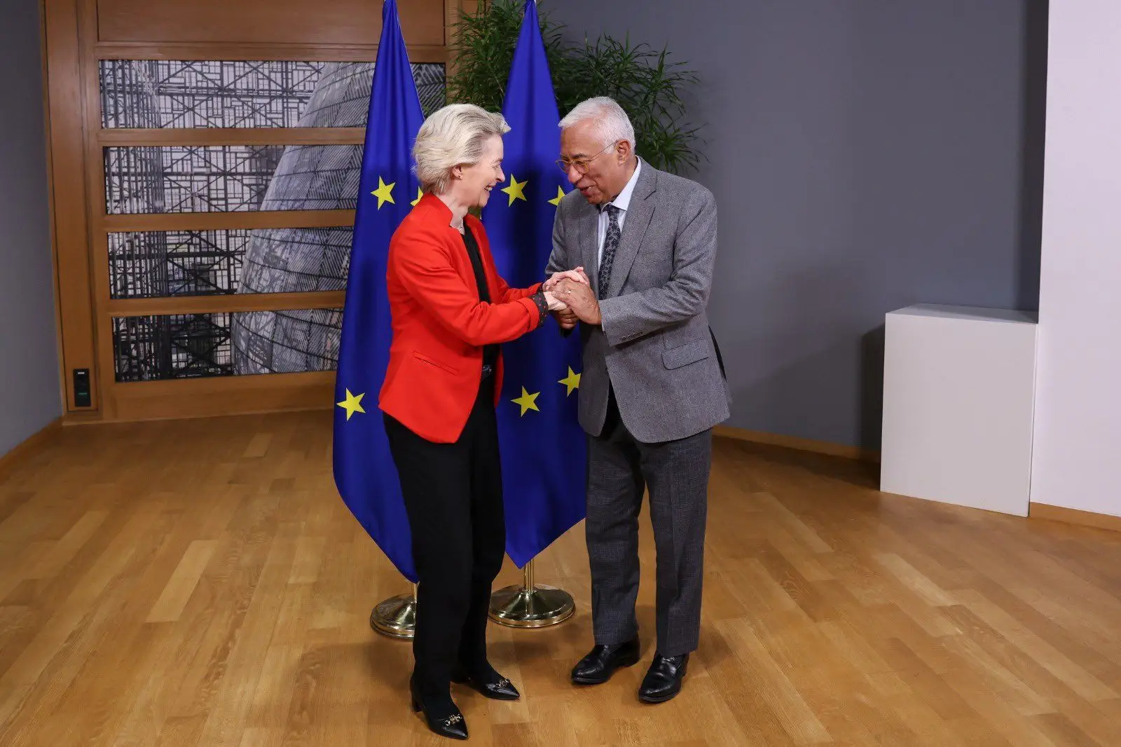António Costa e Von der Leyen encontraram-se para coordenar prioridades da UE