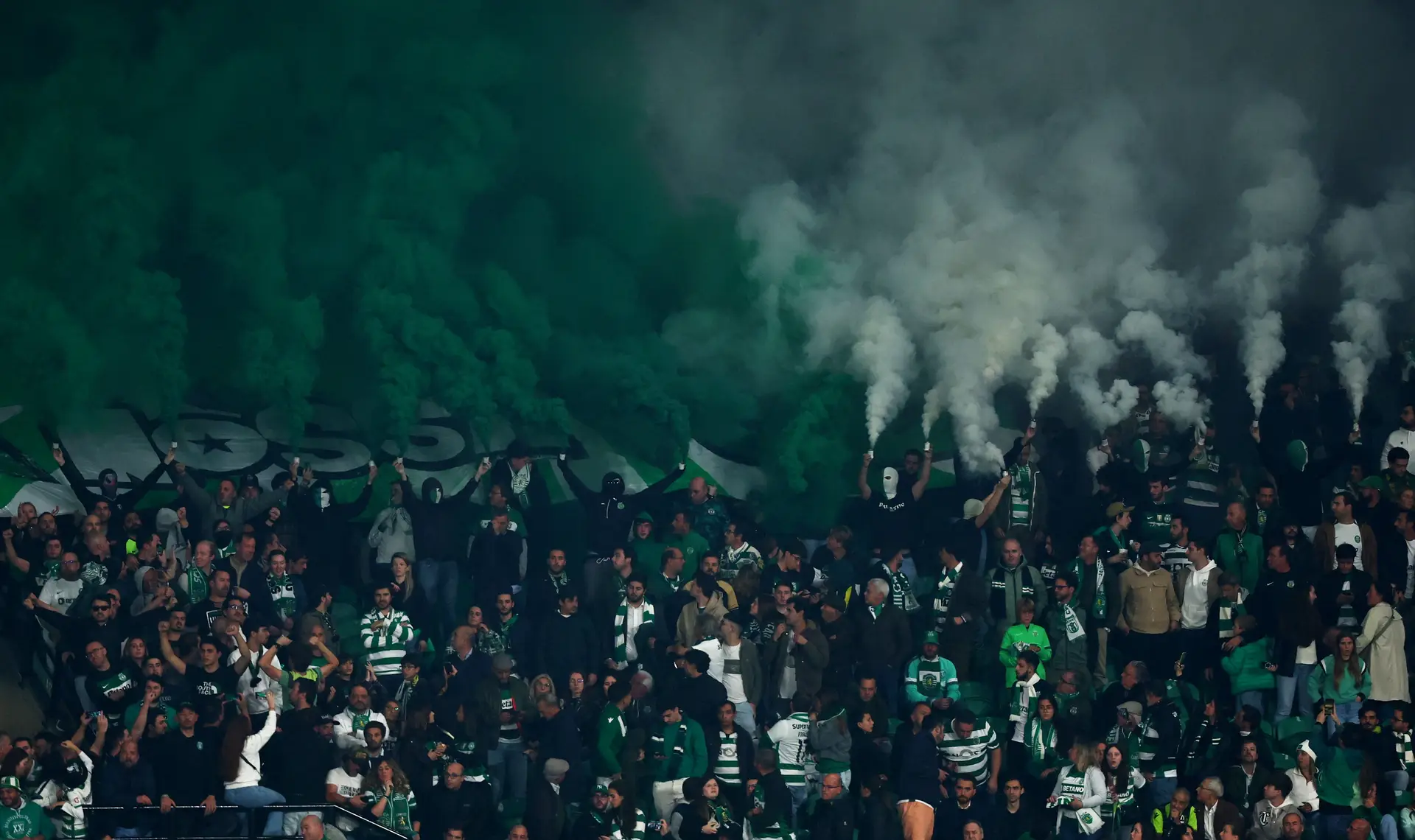 Sporting: Torcida Verde critica silêncio do clube após morte de Pinto da Costa