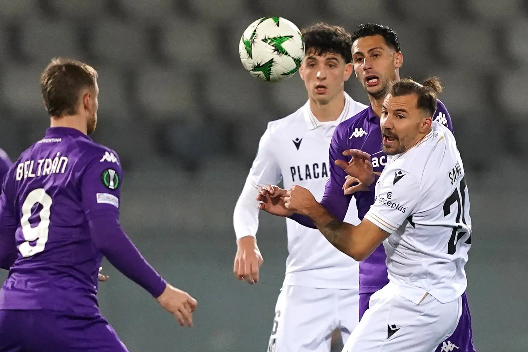 Liga Conferência: Vitória de Guimarães empata frente à Fiorentina e está na próxima fase