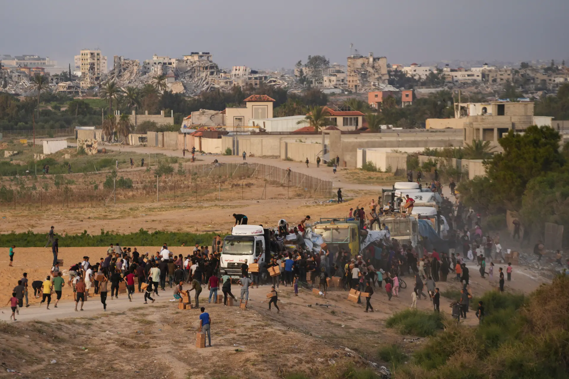 Ong Oxfam Diz Que Apenas Cami Es De Alimentos Entraram Em Gaza Norte