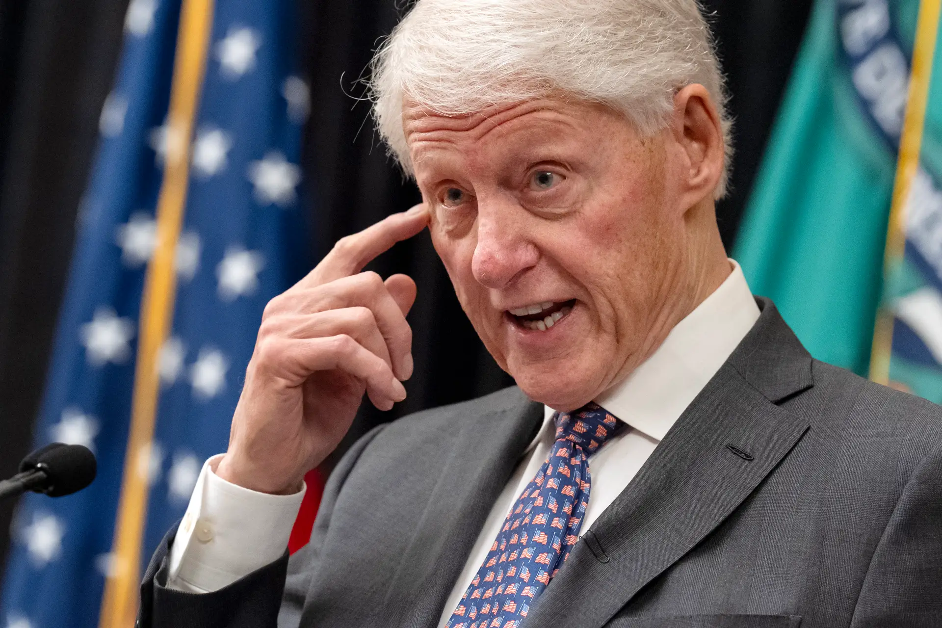 Bill Clinton, ex-Presidente dos Estados Unidos, foi hospitalizado