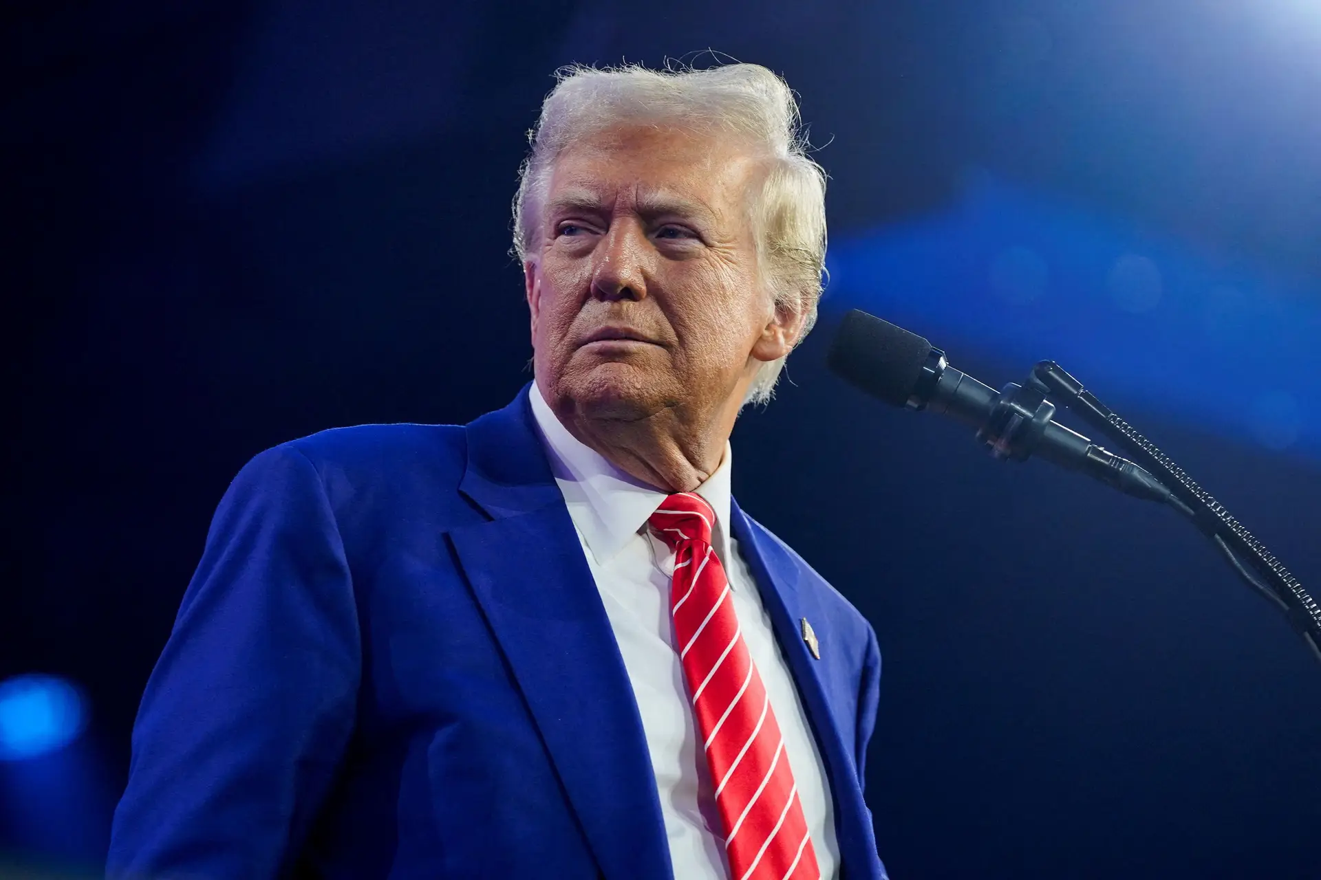 Trump pede ao Supremo dos EUA que suspenda lei que ameaça TikTok