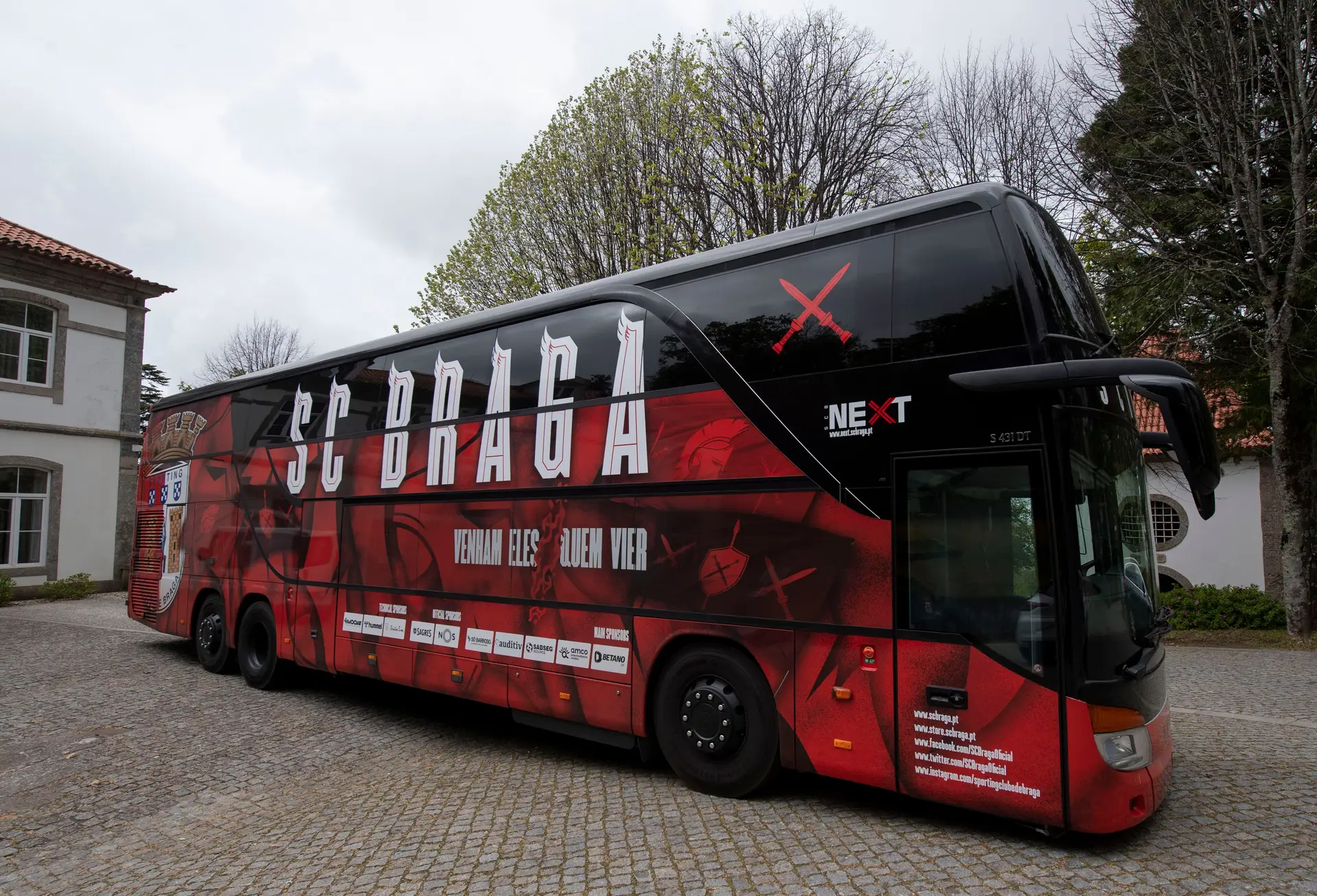 Autocarro do SC Braga apedrejado em Lisboa