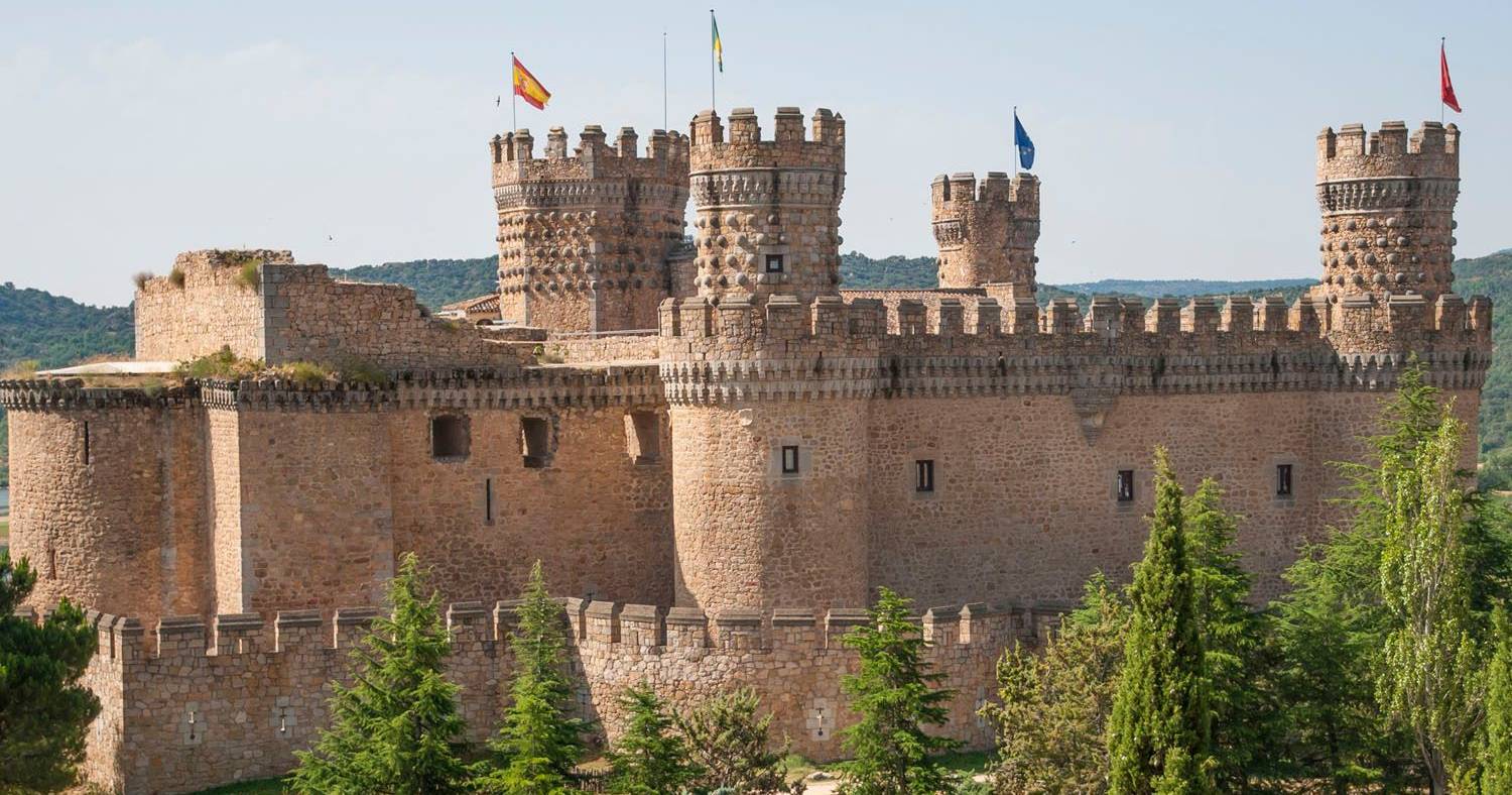 Castelo de Manzares el Real, em Madrid, deixa de estar aberto ao ...
