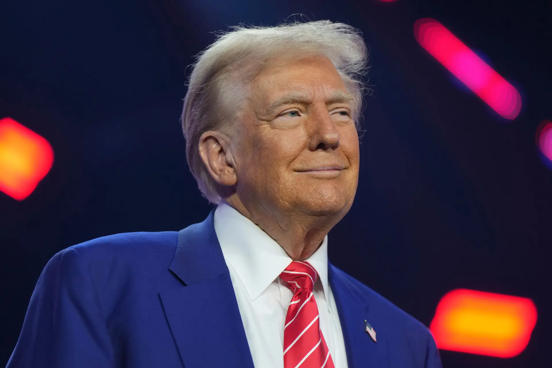 EUA "são mais fortes" com UE "num mundo difícil": o aviso de Costa e Von der Leyen a Trump