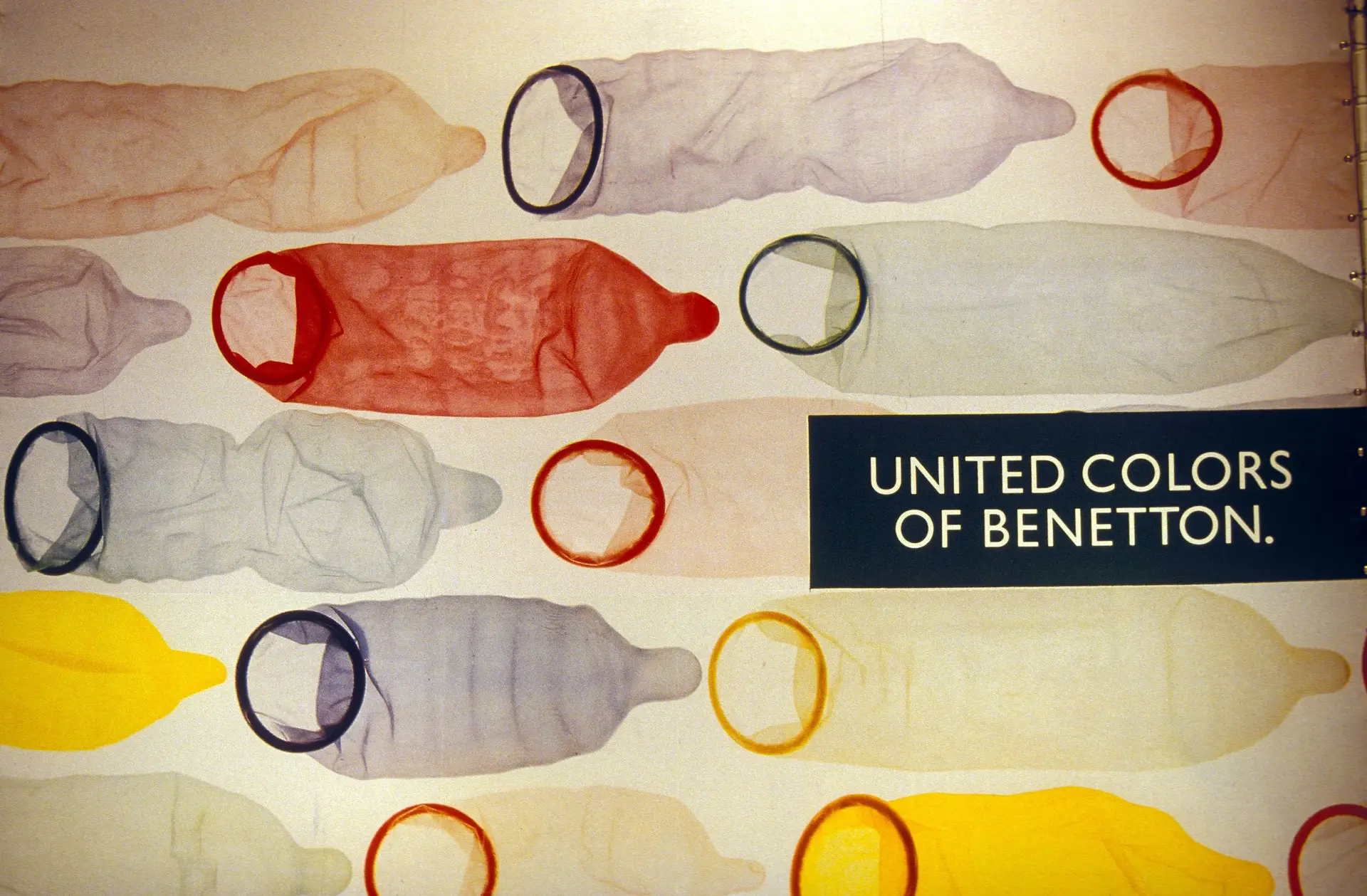 Morreu o fotógrafo Oliviero Toscani: autor das polémicas campanhas da Benetton