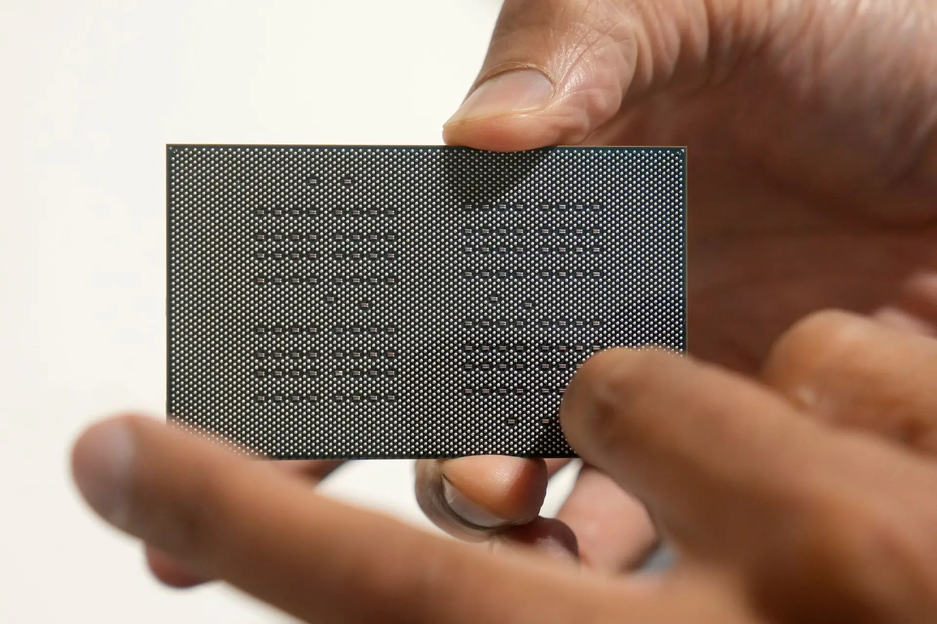 EUA limita venda de chips de IA e Portugal é um dos países na 'lista negra'