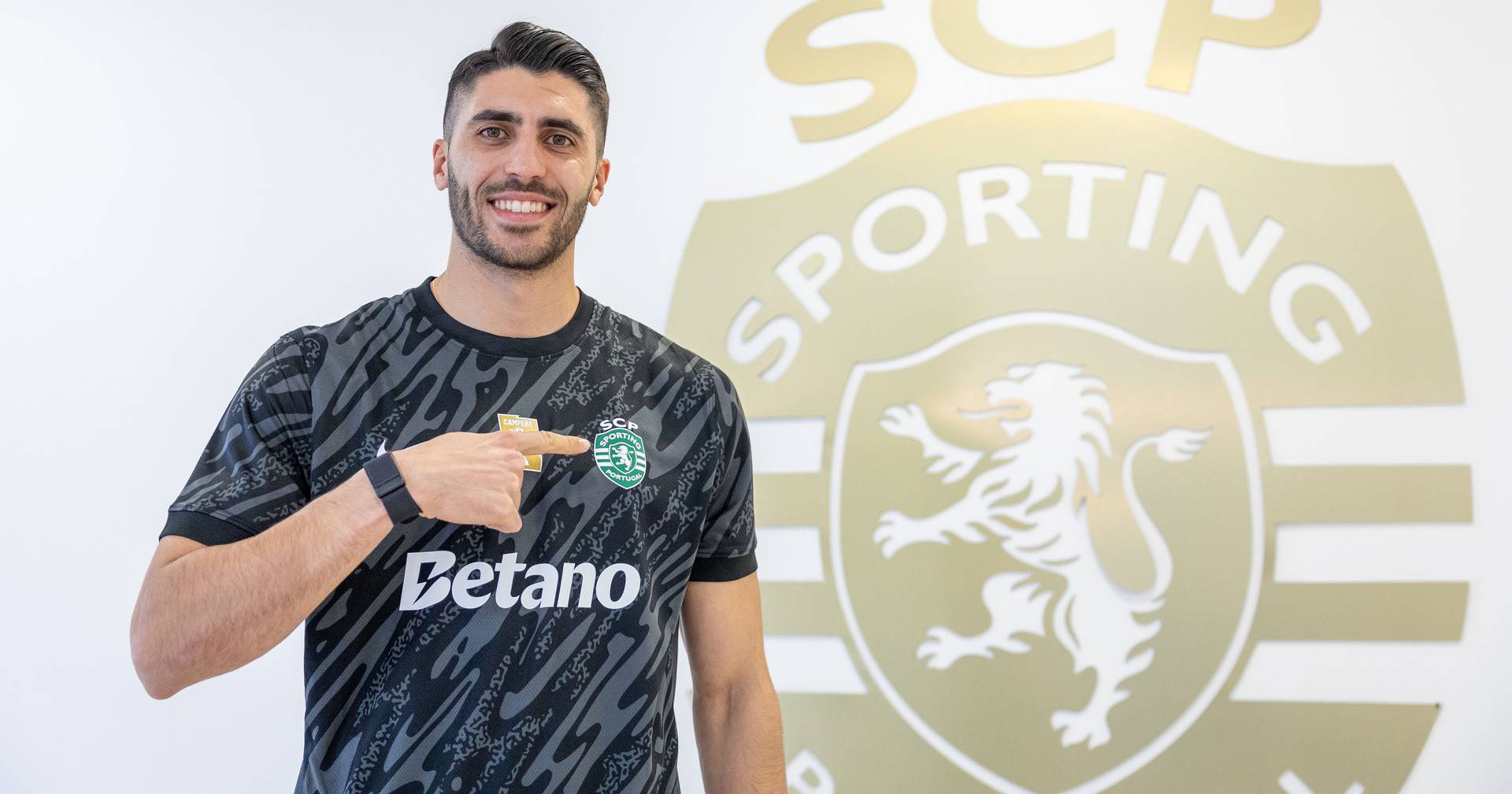 Oficial: guarda-redes Rui Silva é reforço do Sporting - SIC Notícias